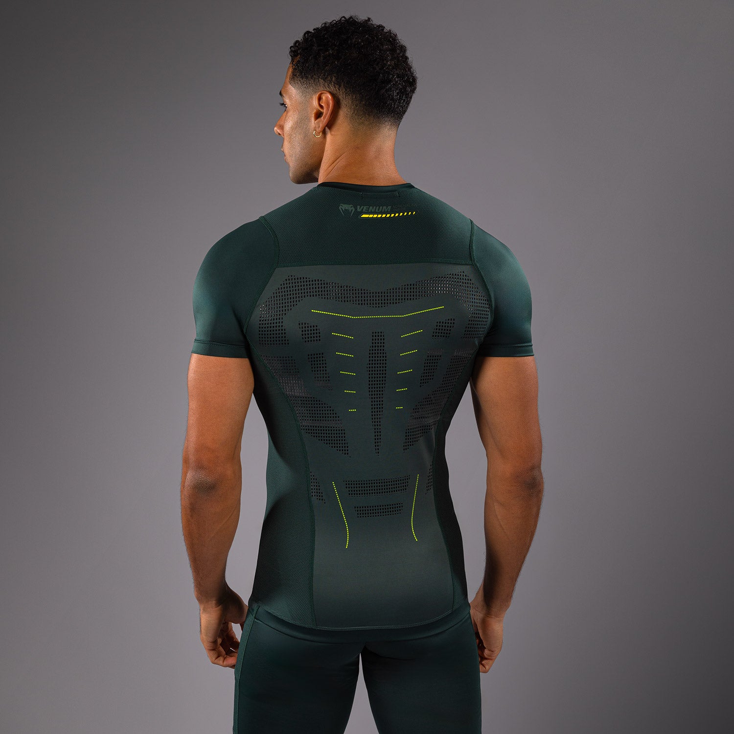venum-technical-3-0-kurzarm-rashguard-herren-waldgr-n image 4