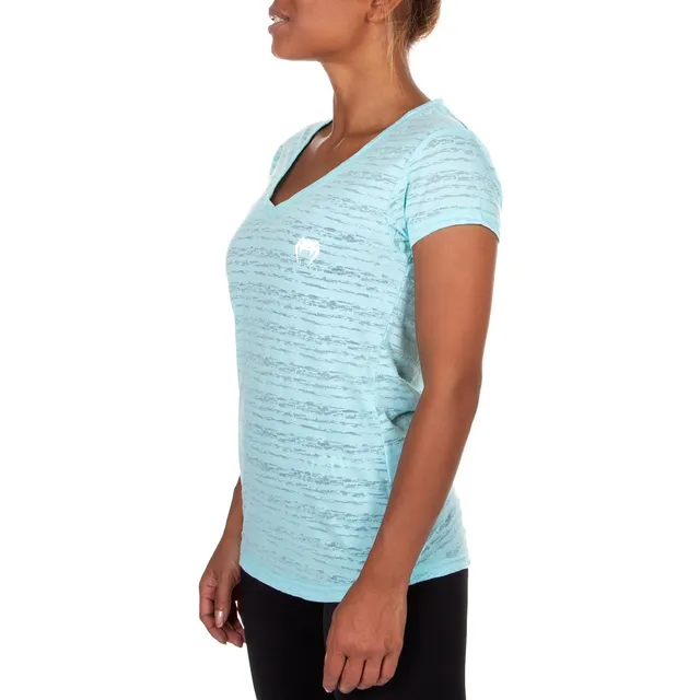 venum-essential-t-shirt-v-ausschnitt-blau image 1
