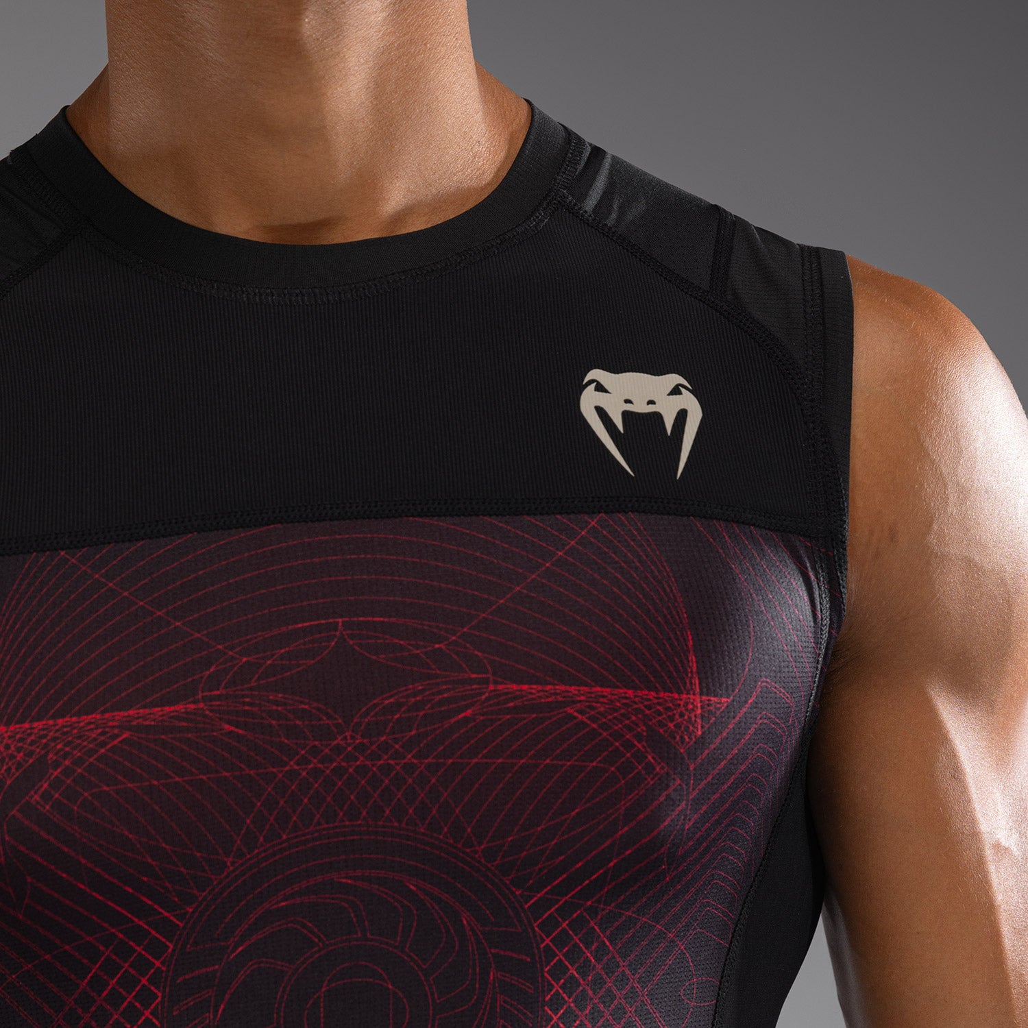 venum-g-fit-air-herren-rmelloses-rashguard-tiefschwarz-feuerrot image 8