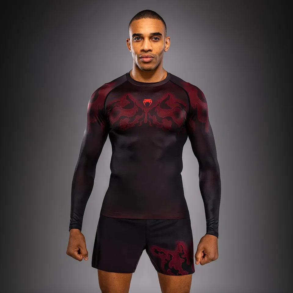 venum-spectre-langarm-rashguard-schwarz-rot image 1