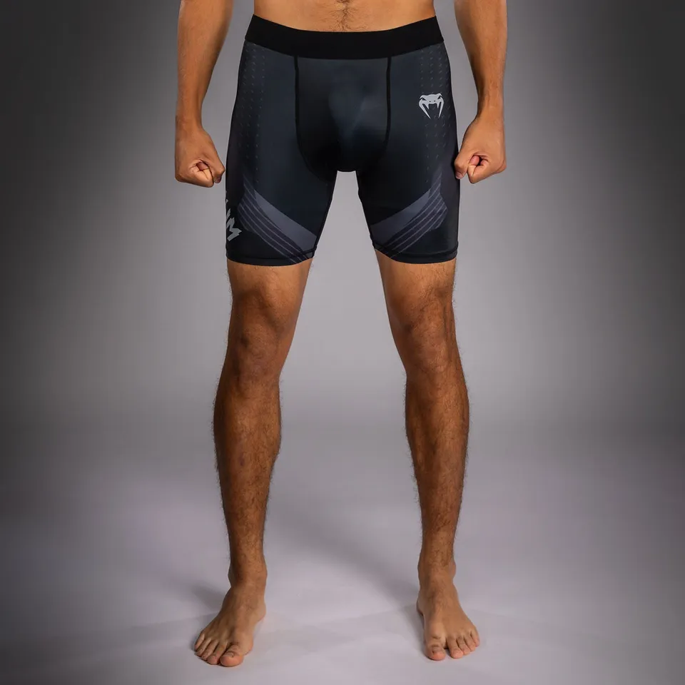 venum-no-gi-6-0-kompressionsshort-schwarz-grau image 1