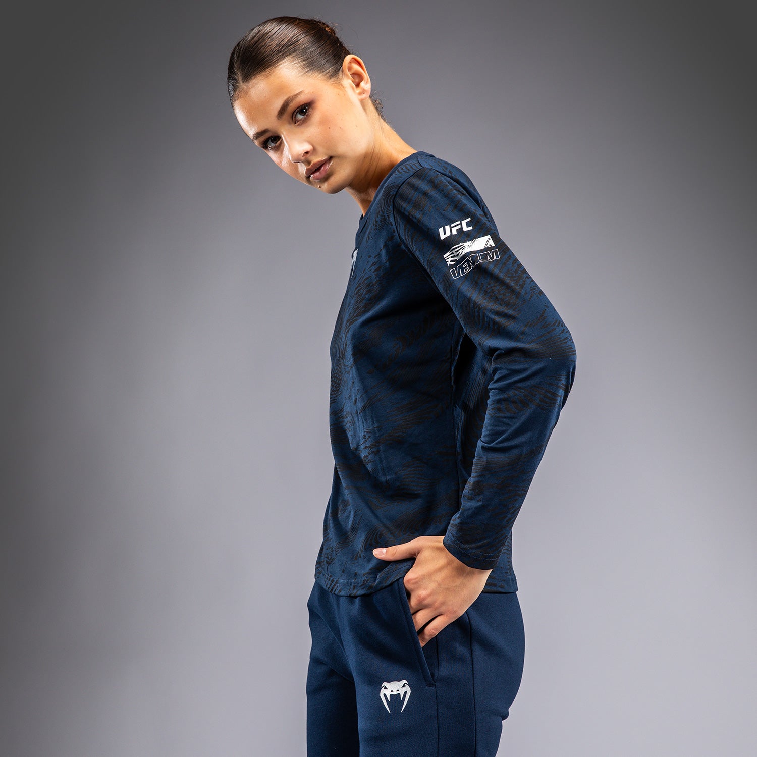 ufc-fusion-by-venum-fight-week-damen-langarm-baumwoll-t-shirt-ozeanblau image 2