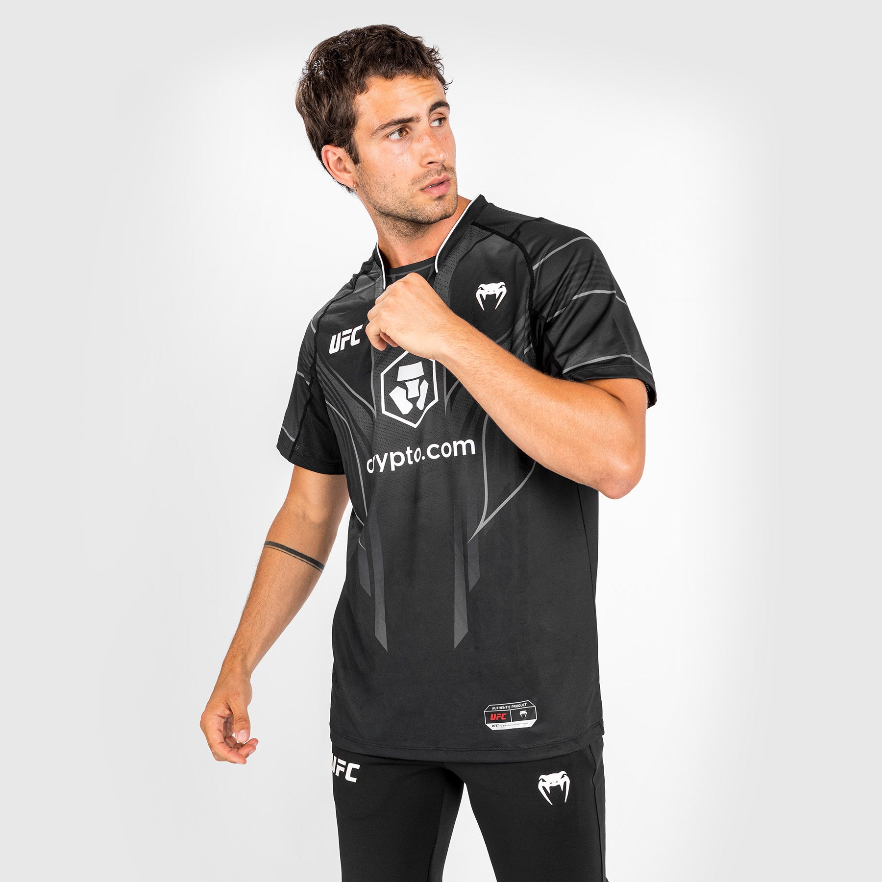 venum-ufc-authentic-fight-night-2-0-herren-walkout-jersey-schwarz image 4