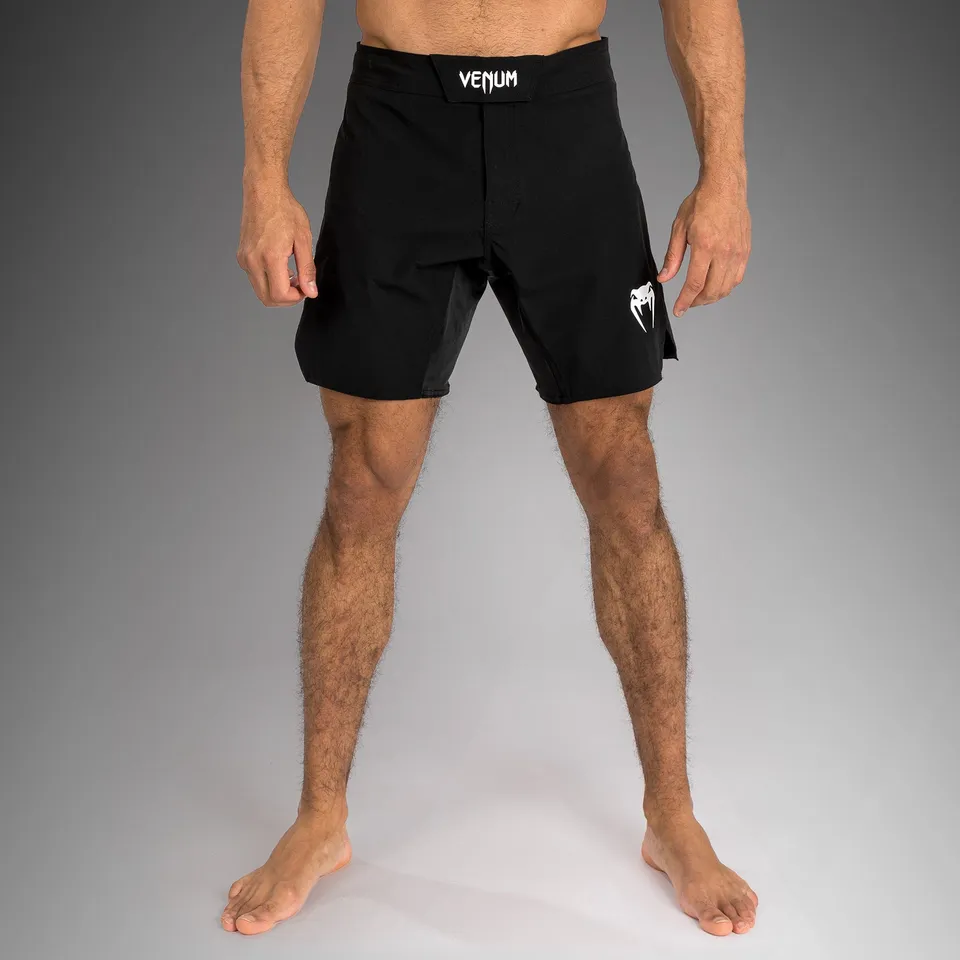 venum-contender-fight-shorts-herren-schwarz-wei image 1