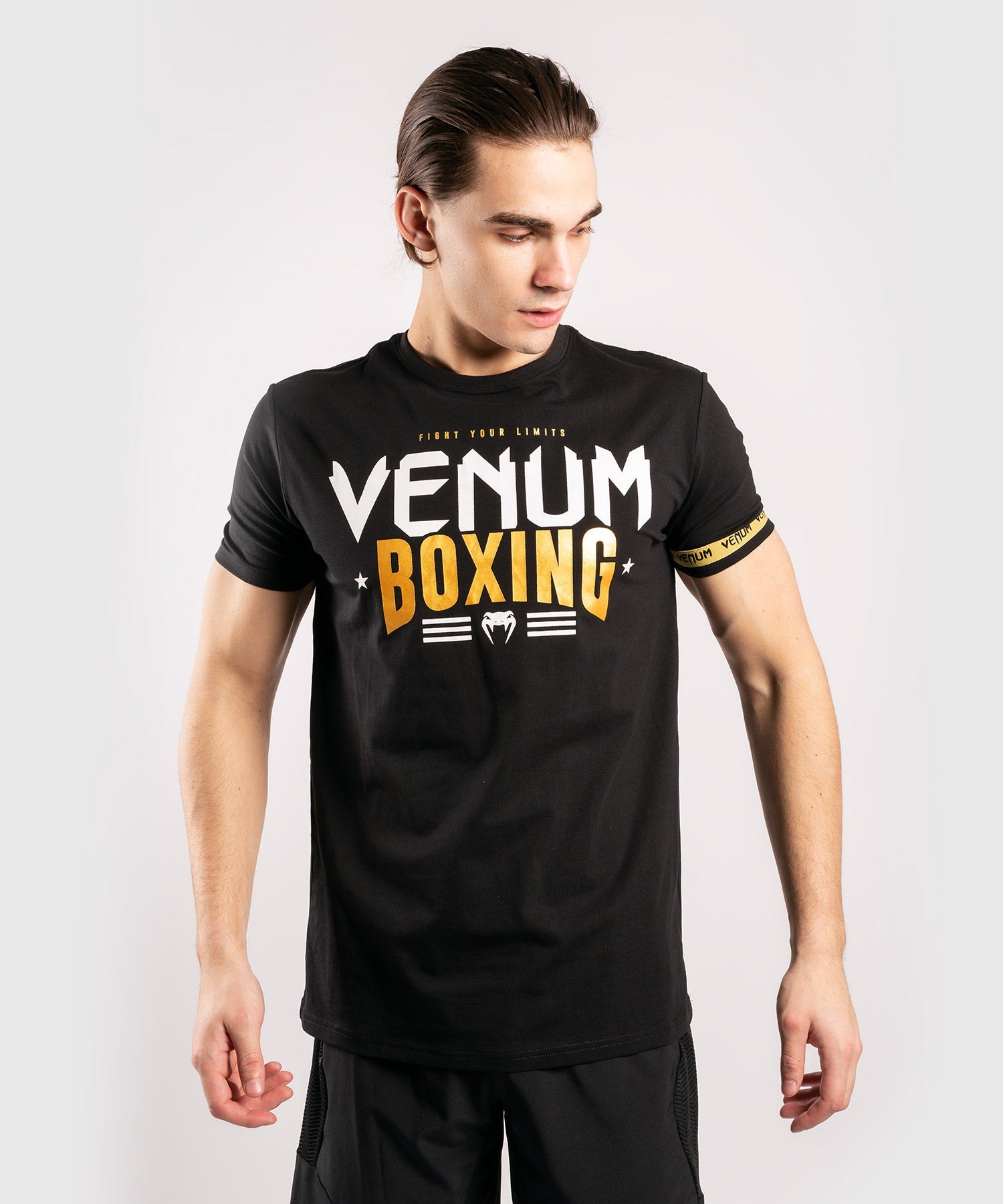 venum-boxing-classic-20-t-shirt-schwarz-gold image 1