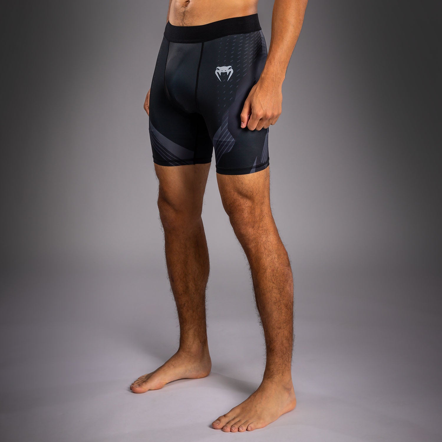 venum-no-gi-6-0-kompressionsshort-schwarz-grau image 2