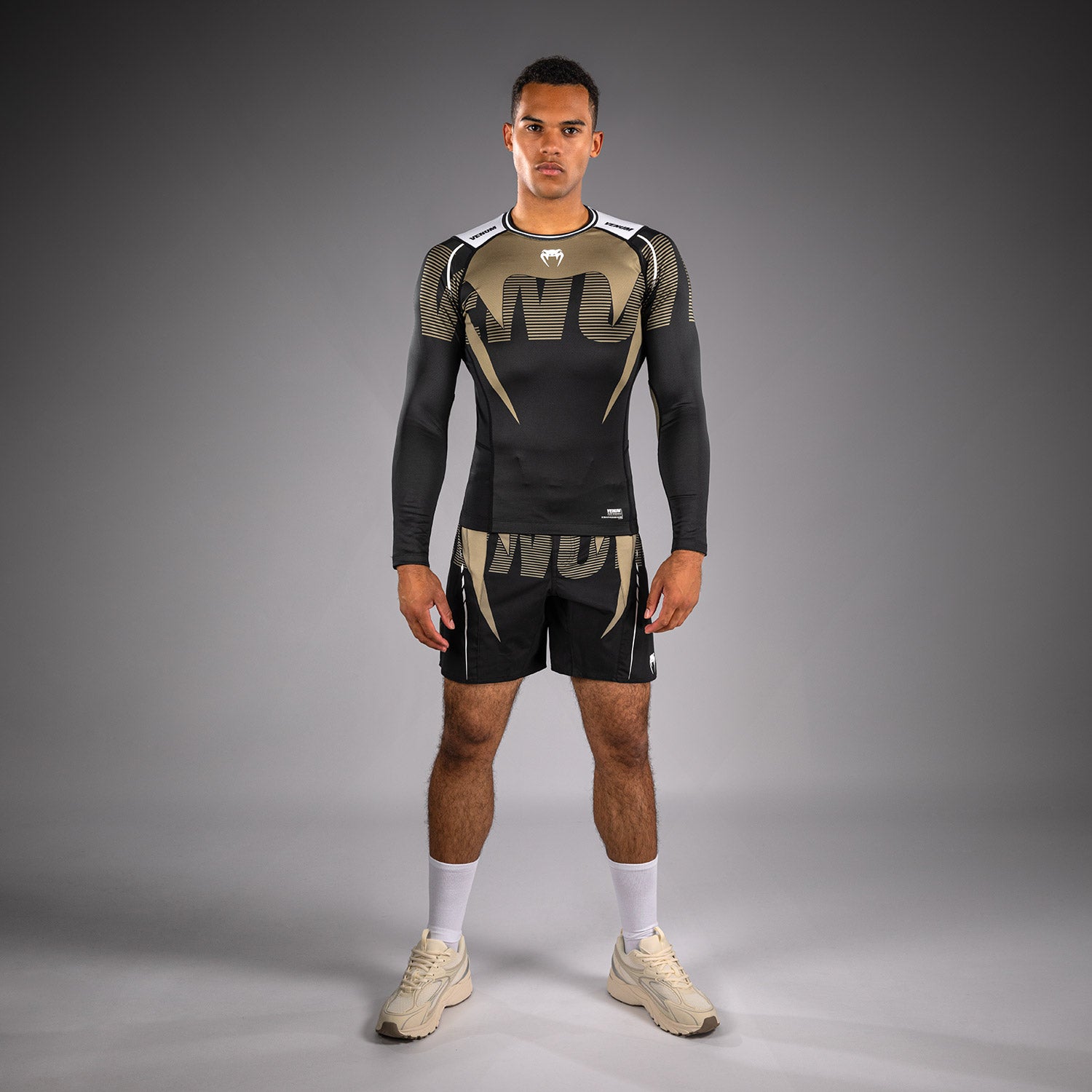 venum-adrenaline-langarm-rashguard-herren-schwarz-sand image 6