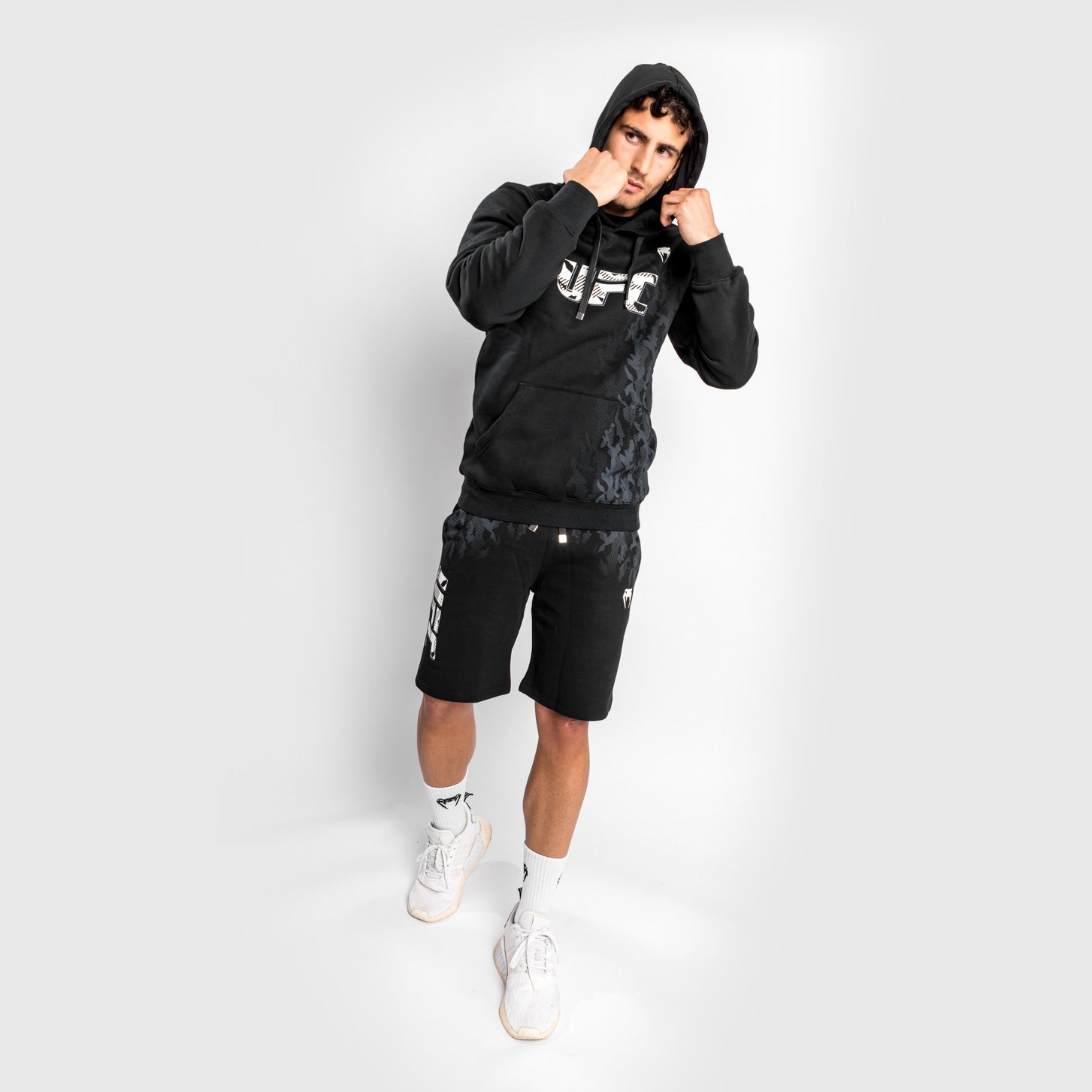 ufc-venum-authentic-fight-week-herren-pullover-hoodie-schwarz image 6