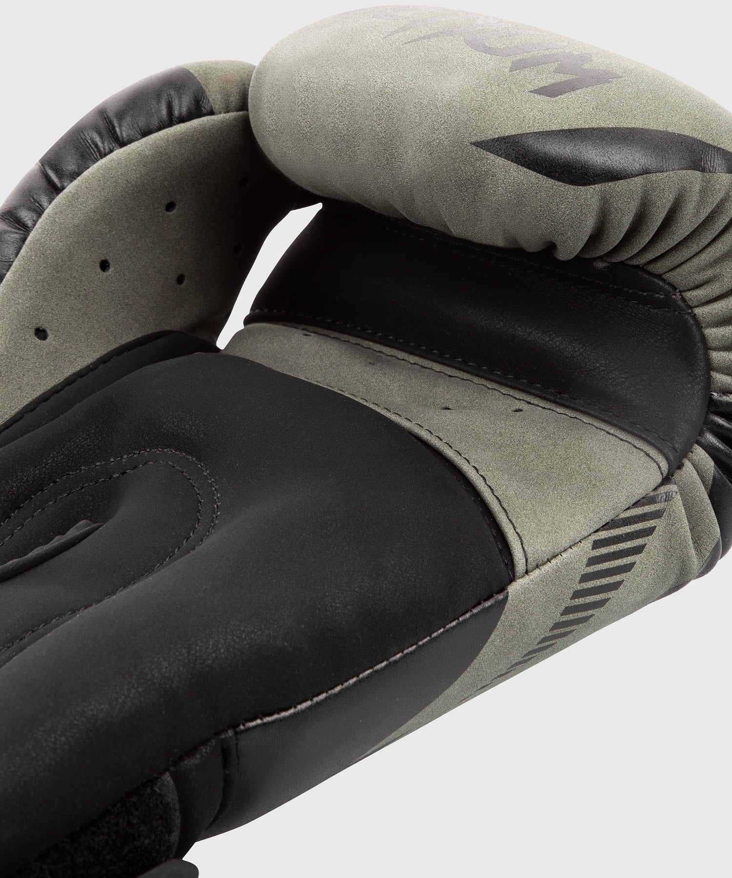 venum-impact-boxhandschuhe-schwarz-gr-n image 4