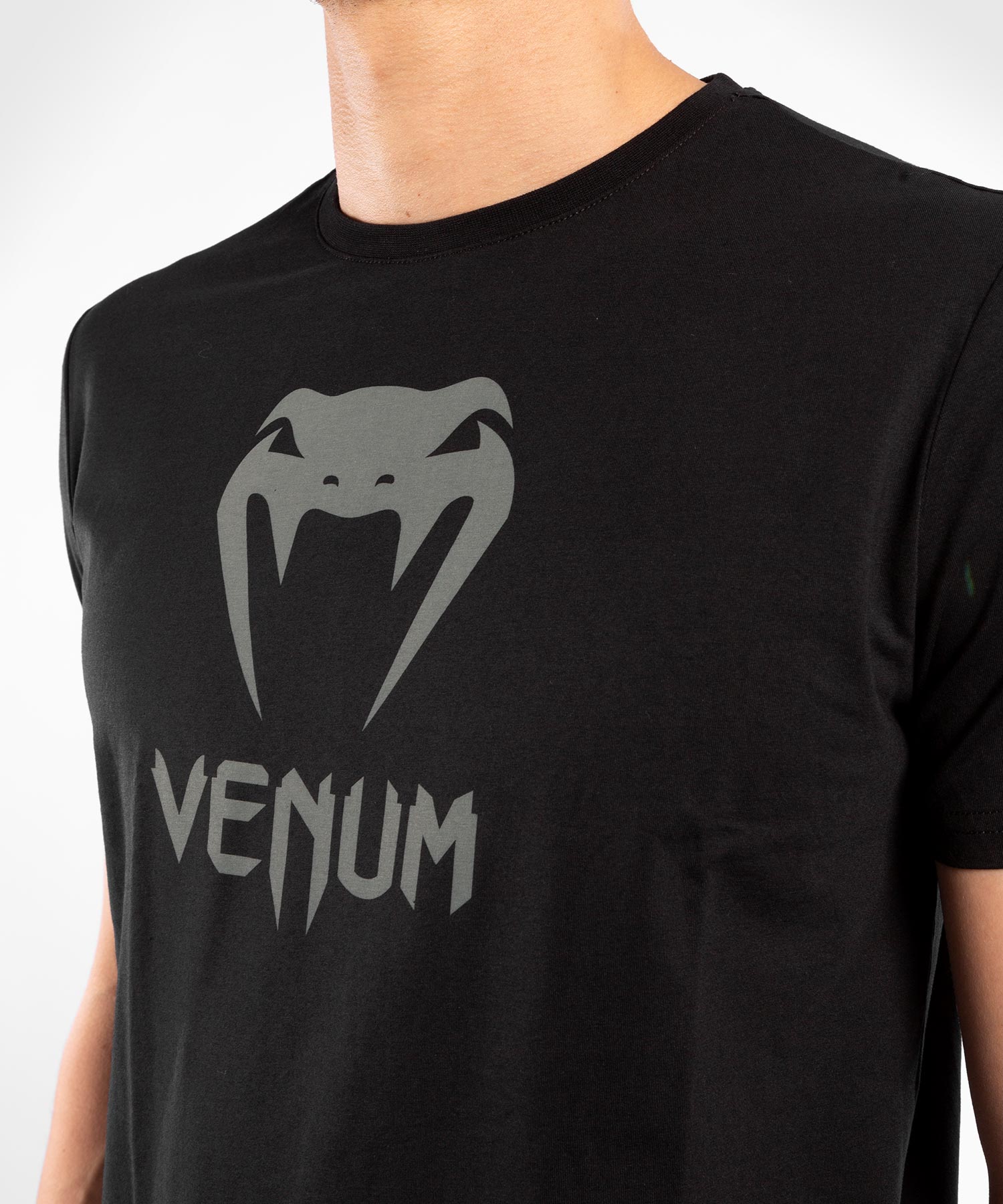 venum-classic-herren-t-shirt-schwarz-dunkelgrau image 5