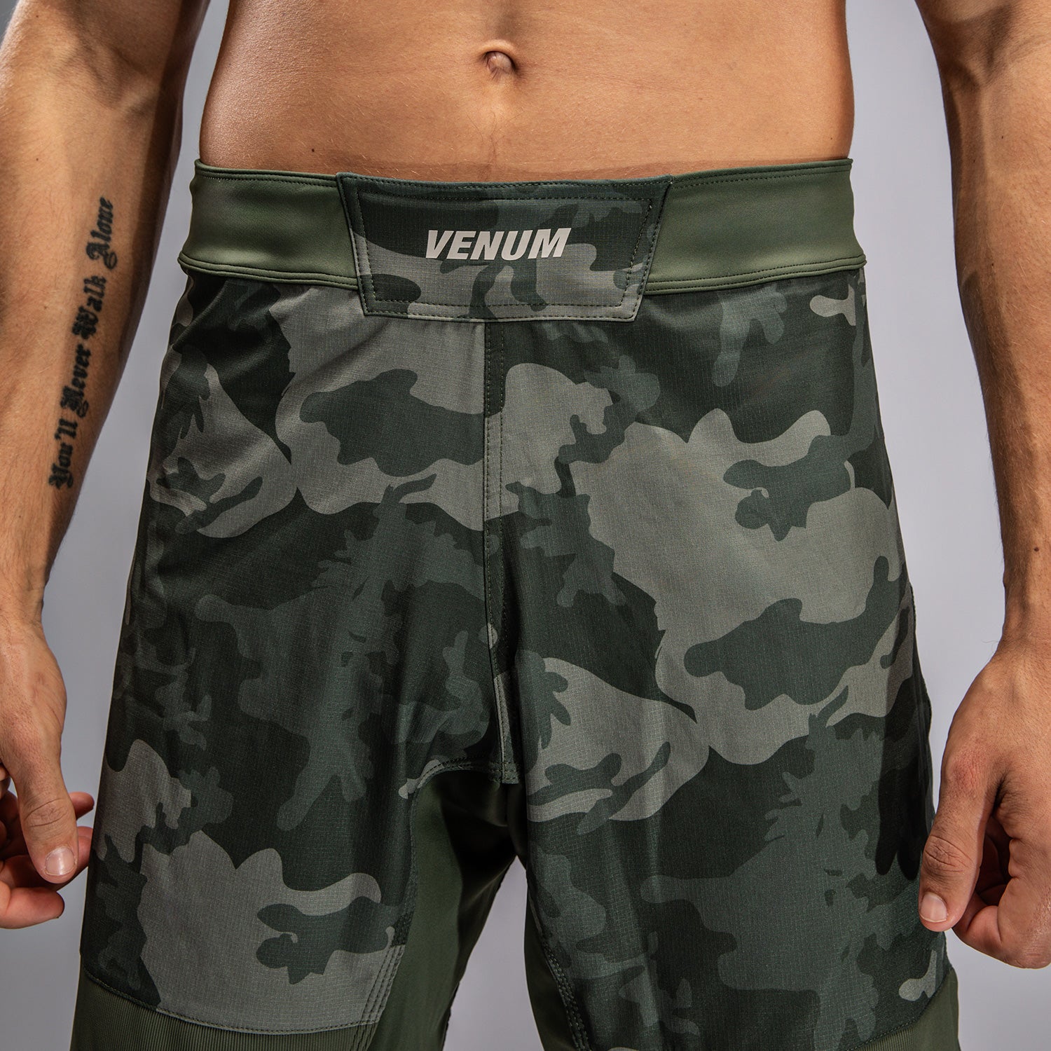 venum-g-fit-air-kampfsportshorts-herren-armee-tarnmuster image 4