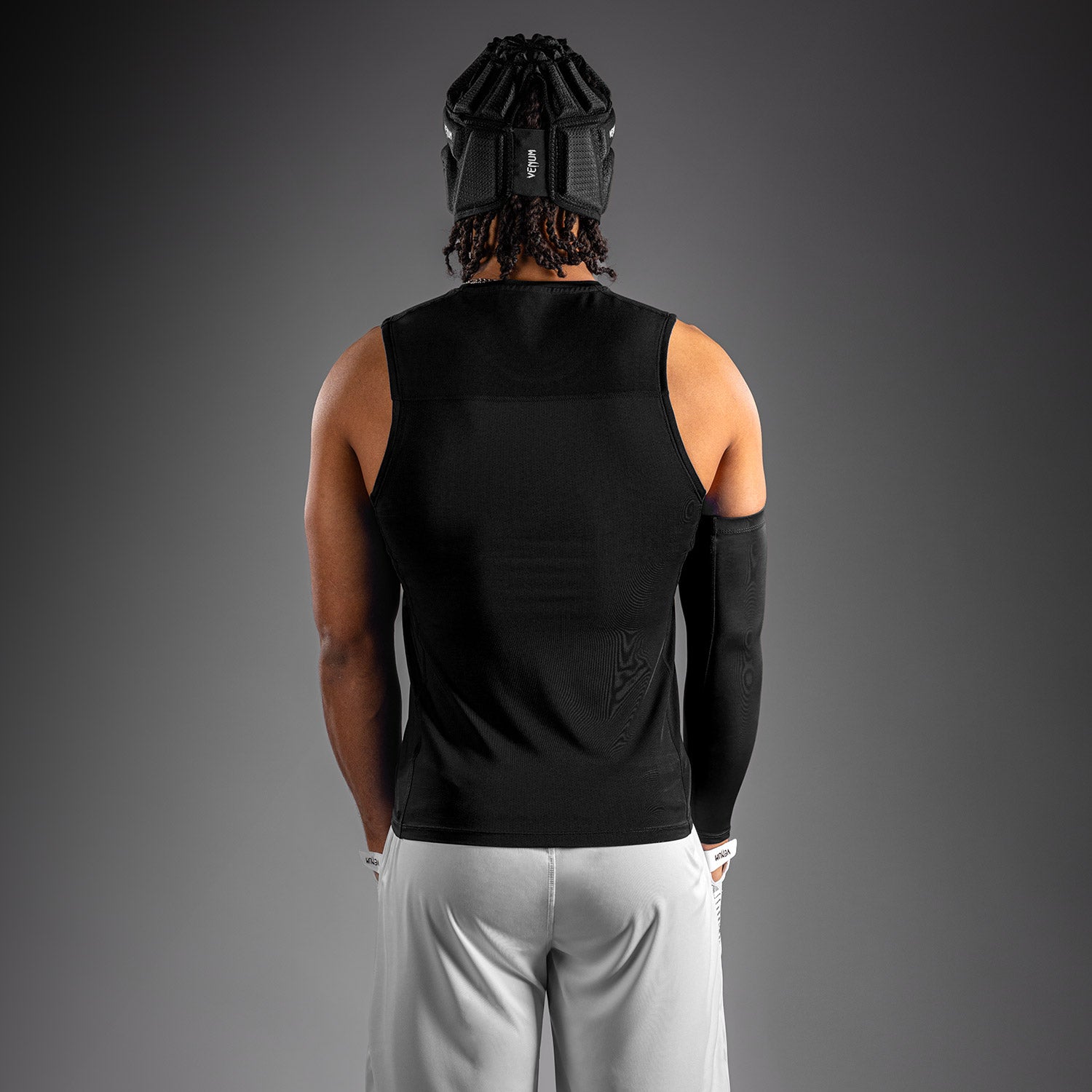 venum-elite-fu-ball-kompressionsshirt-rmellos-schwarz-herren-second-skin image 4