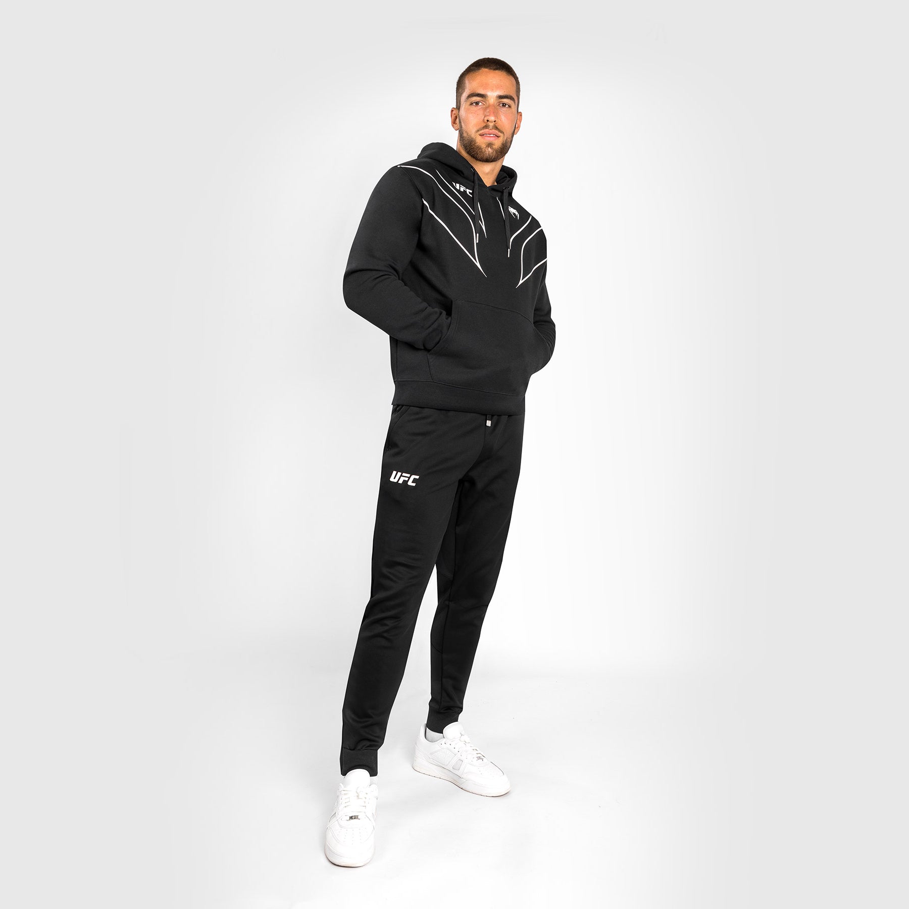 venum-ufc-fight-night-2-0-replica-hoodie-herren-schwarz image 4