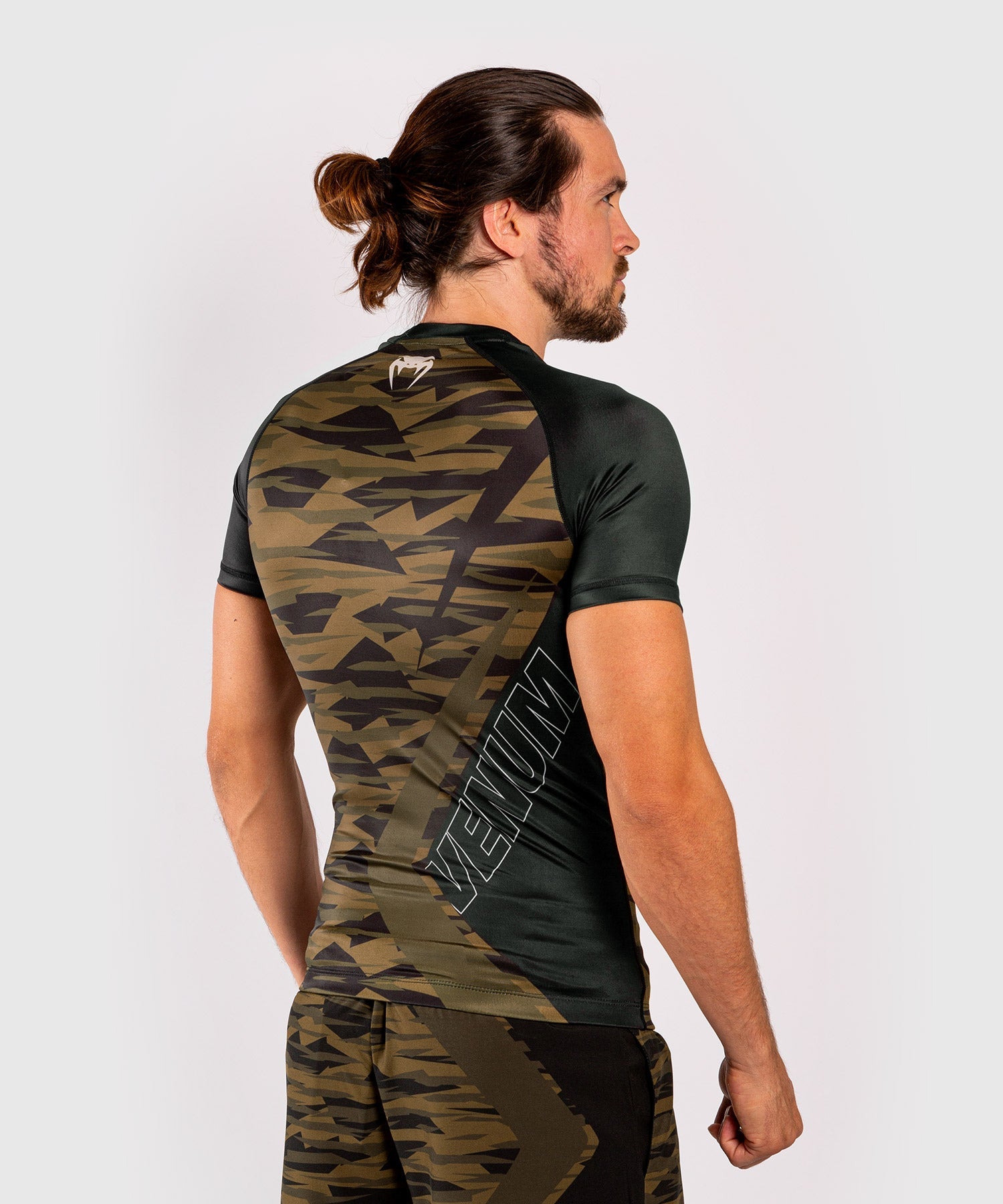 venum-contender-5-0-rashguard-kurzarm-khaki-camo image 5