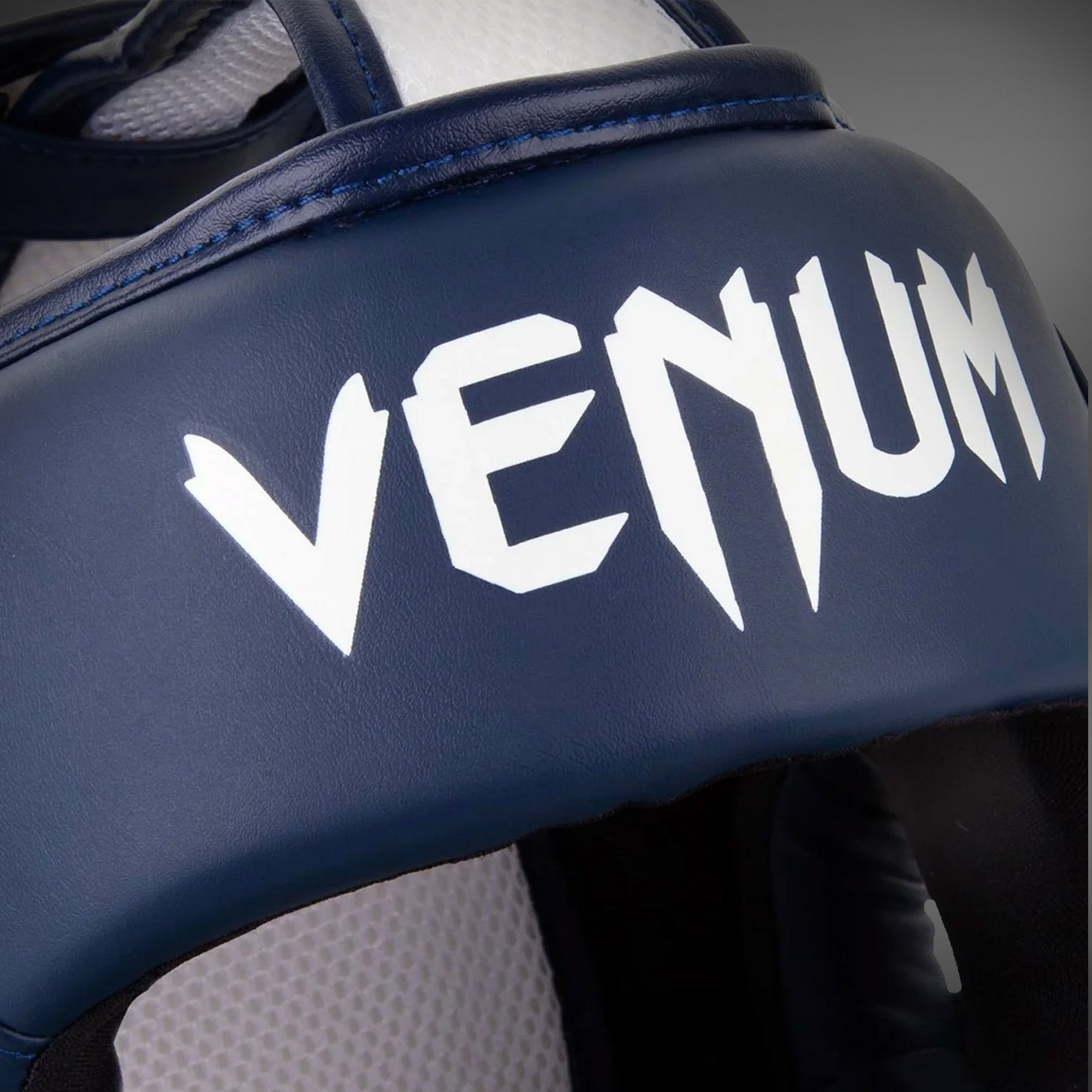 venum-elite-kopfschutz-wei-marineblau image 3