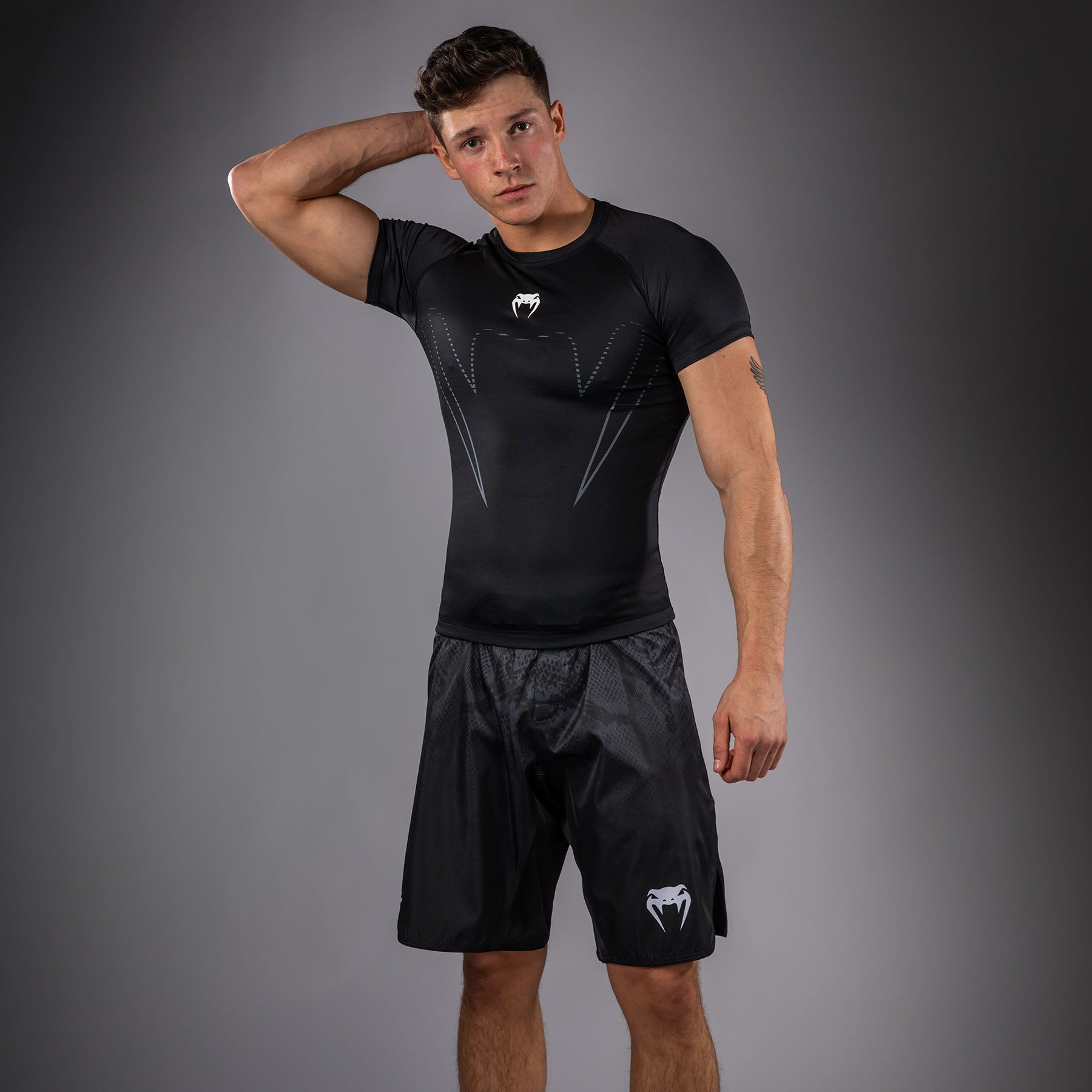 venum-edge-rashguard-kurzarm-schwarz-sand image 5