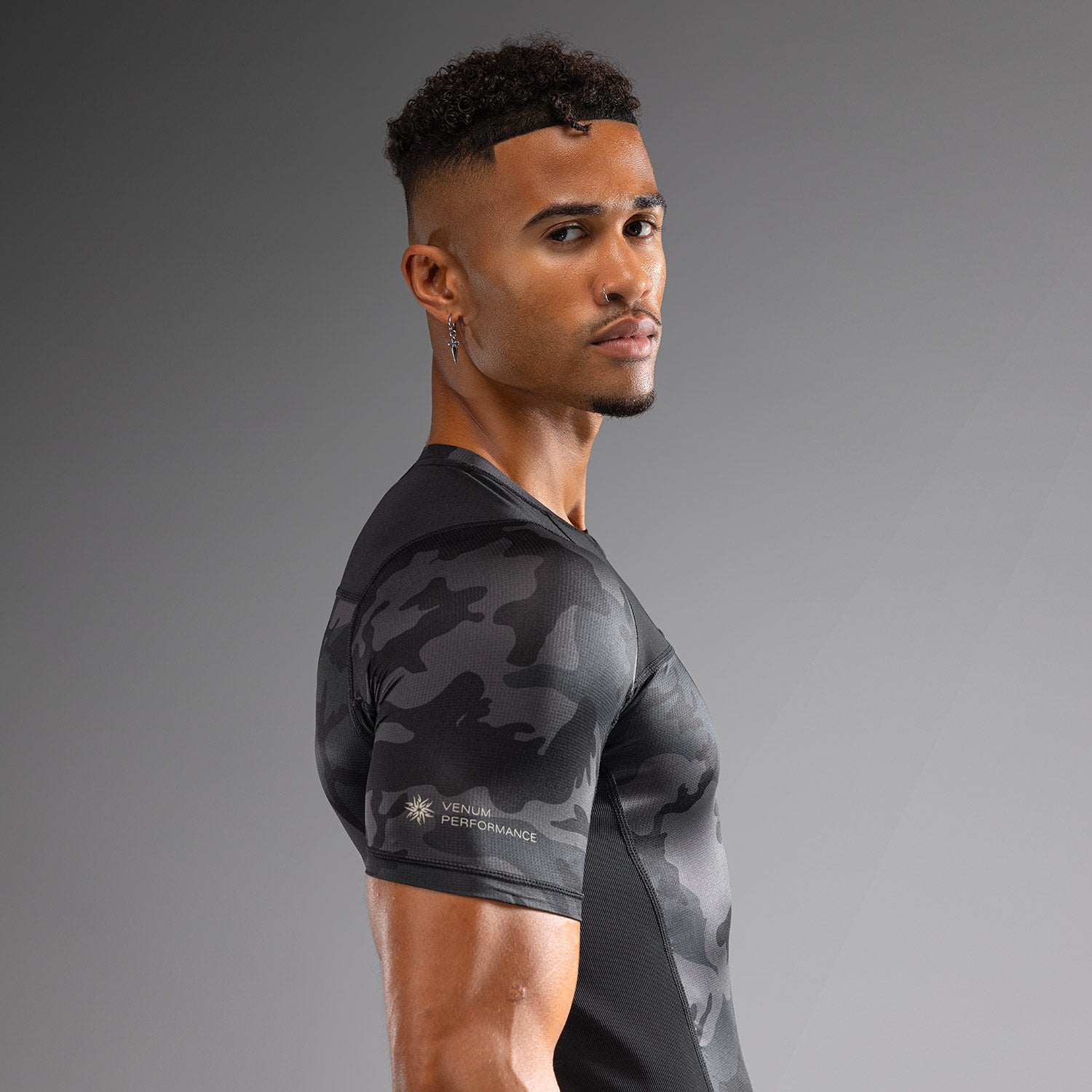 venum-g-fit-air-herren-kurzarm-rashguard-digital-urban-camo image 4