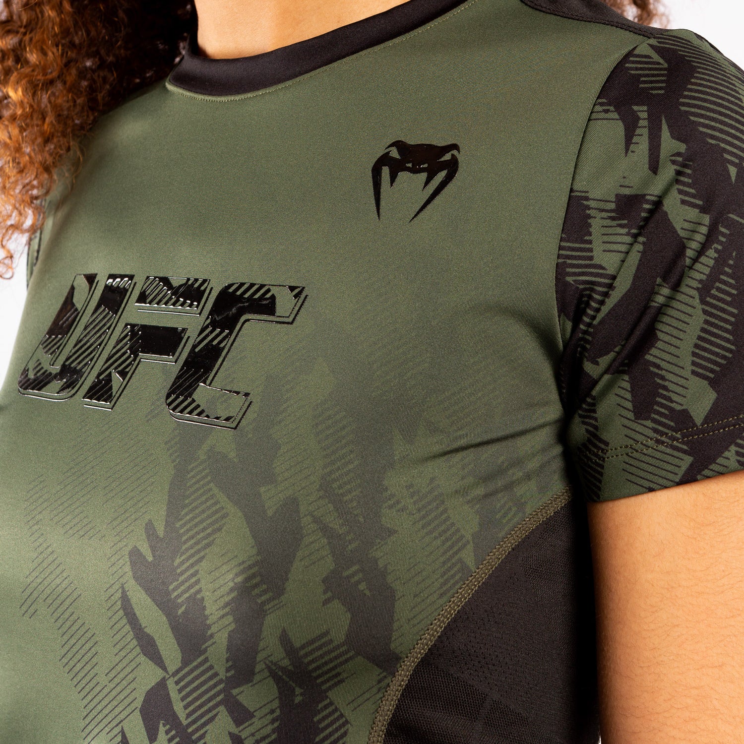venum-ufc-authentic-fight-week-damen-performance-t-shirt-kurzarm-khaki image 4