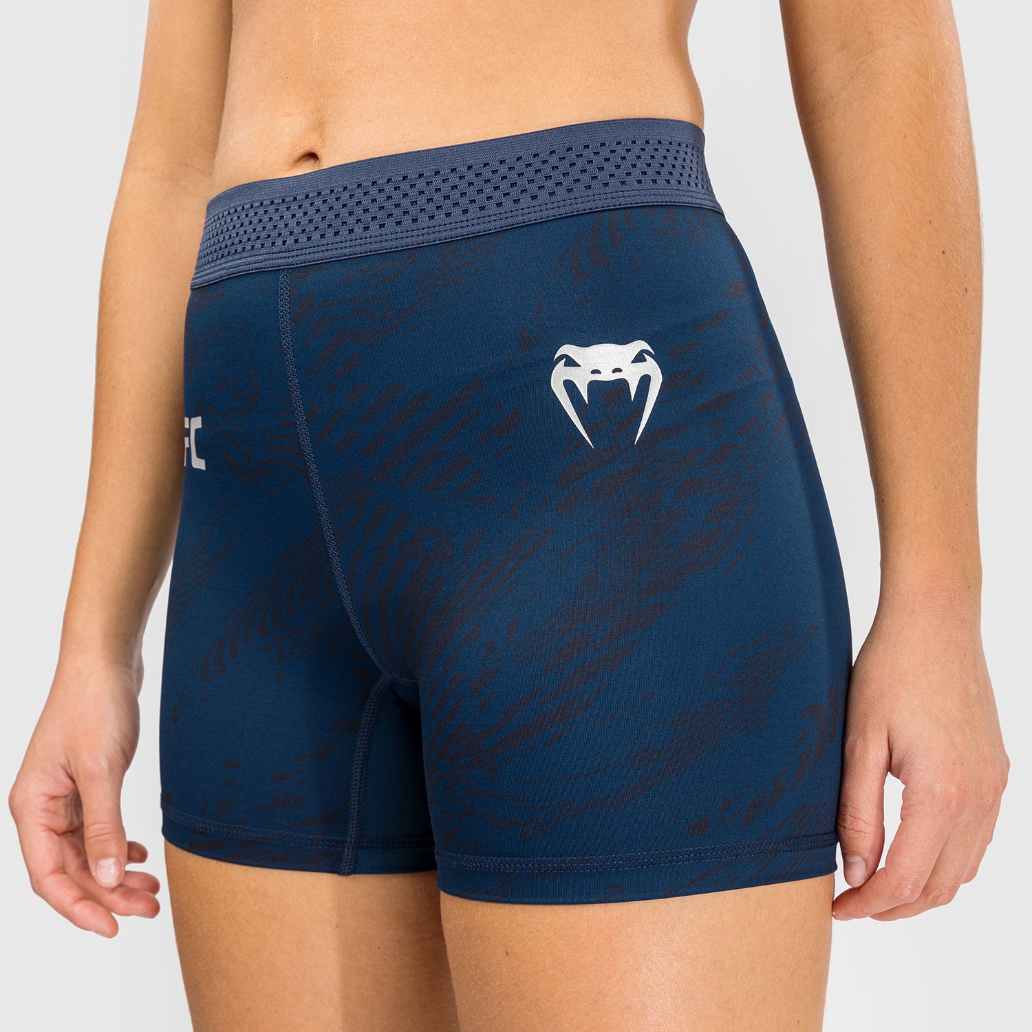 ufc-fusion-by-venum-fight-week-damen-vale-tudo-short-ozeanblau image 6