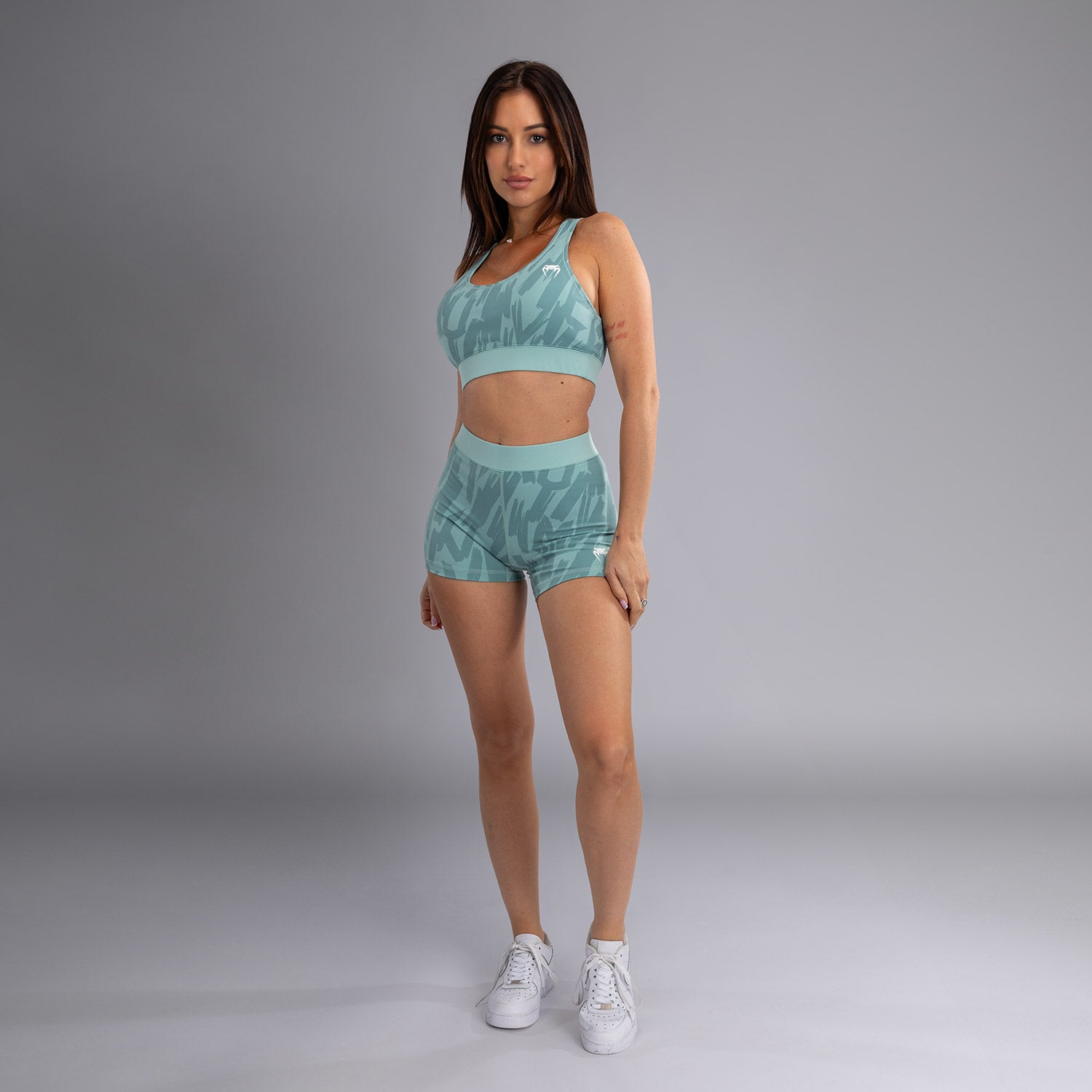 venum-graffiti-kompressionsshorts-damen-aqua image 2
