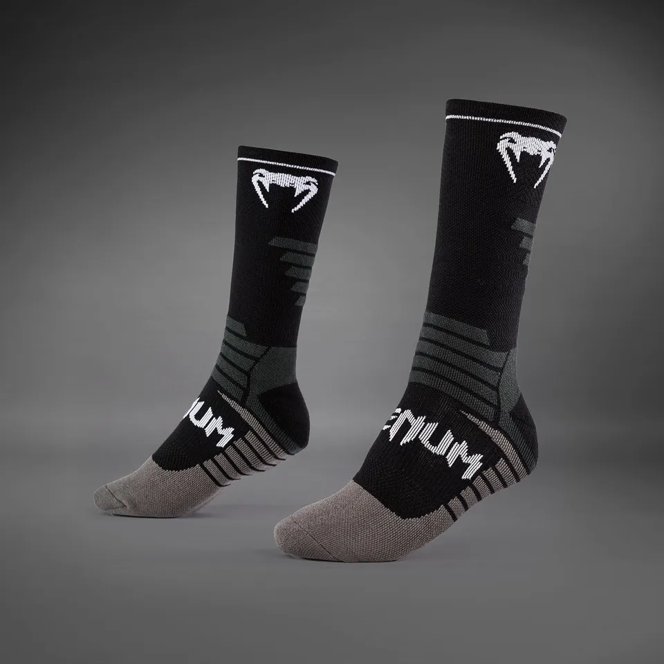 venum-elite-performance-socken-schwarz-wei-crew image 1