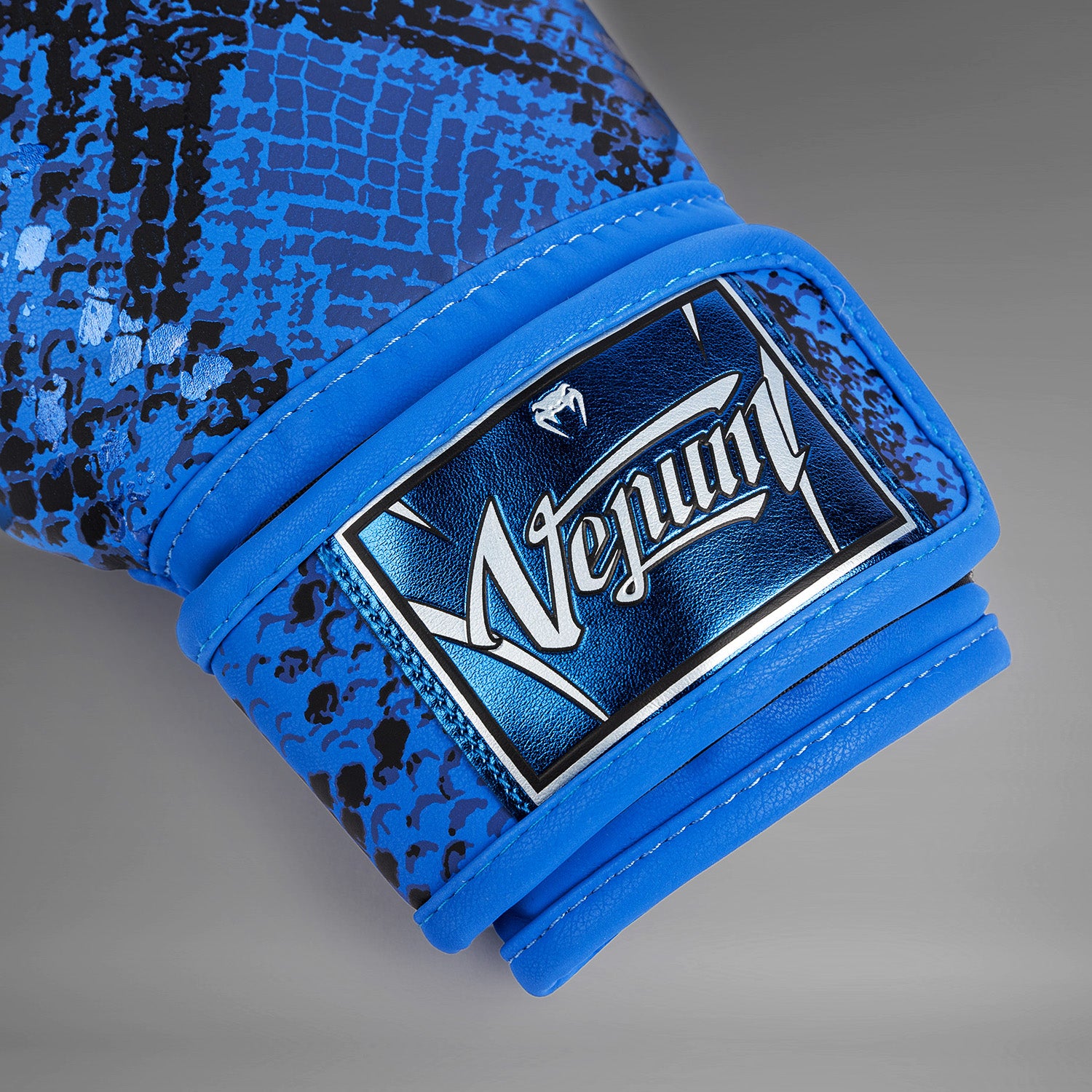 venum-amazonia-boxhandschuhe-ultramarinblau image 6