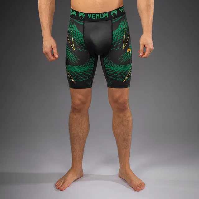 venum-matupa-kompressionsshort-schwarz-gr-n-gold image 1