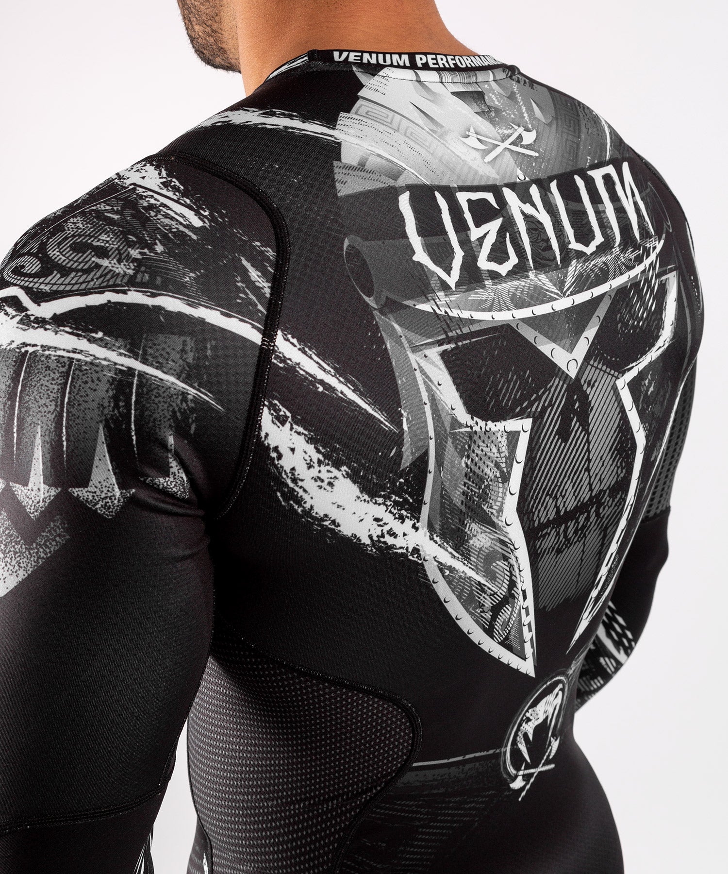 venum-gldtr-4-0-langarm-rashguard-schwarz-wei-compression image 6