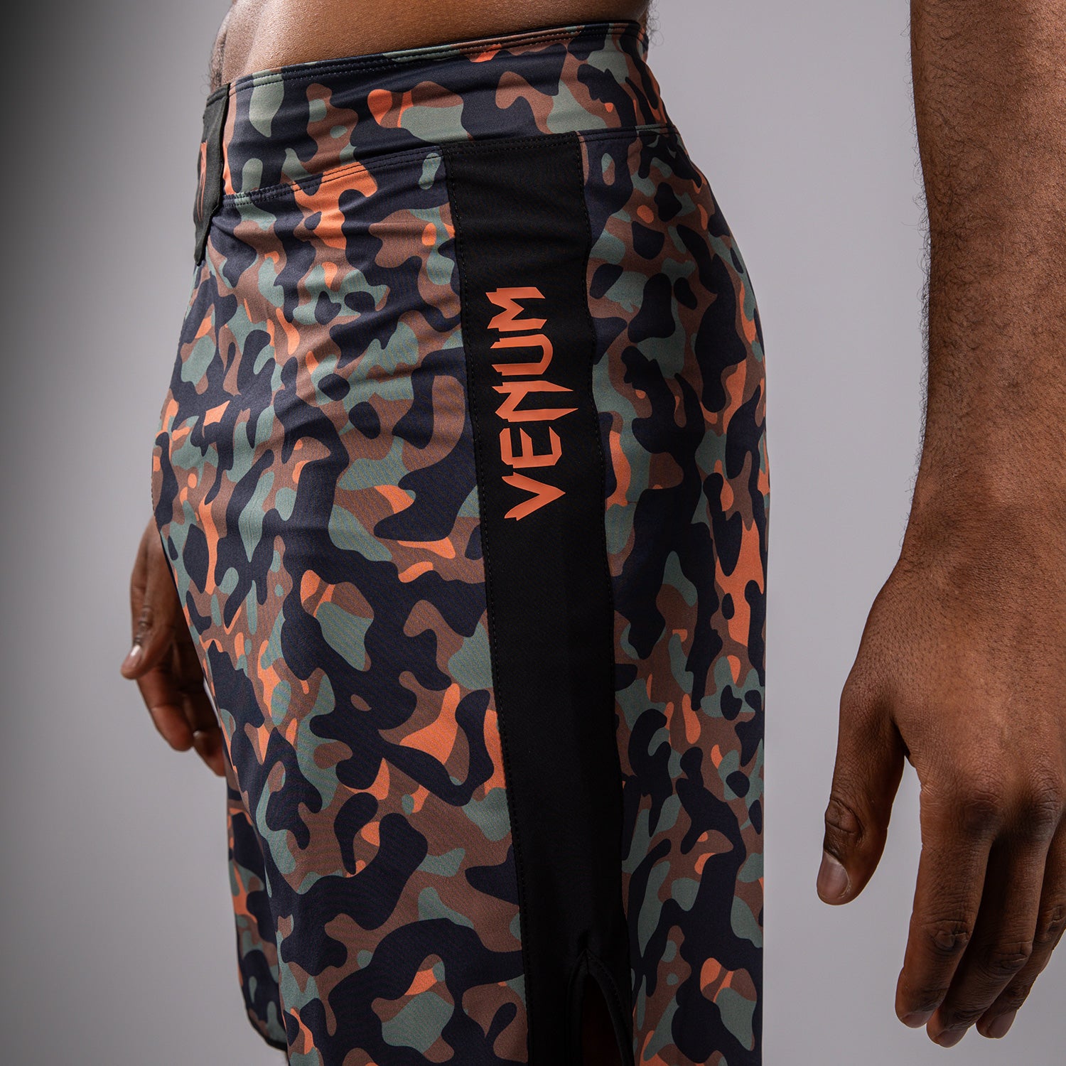 venum-jungle-ops-kampfshorts-herren-lang-canyon-camo image 6