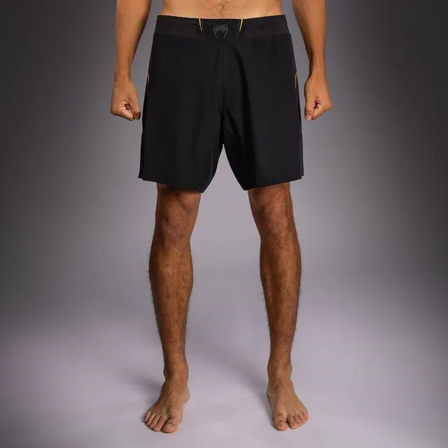 venum-g-core-fightshorts-schwarz-gold image 1