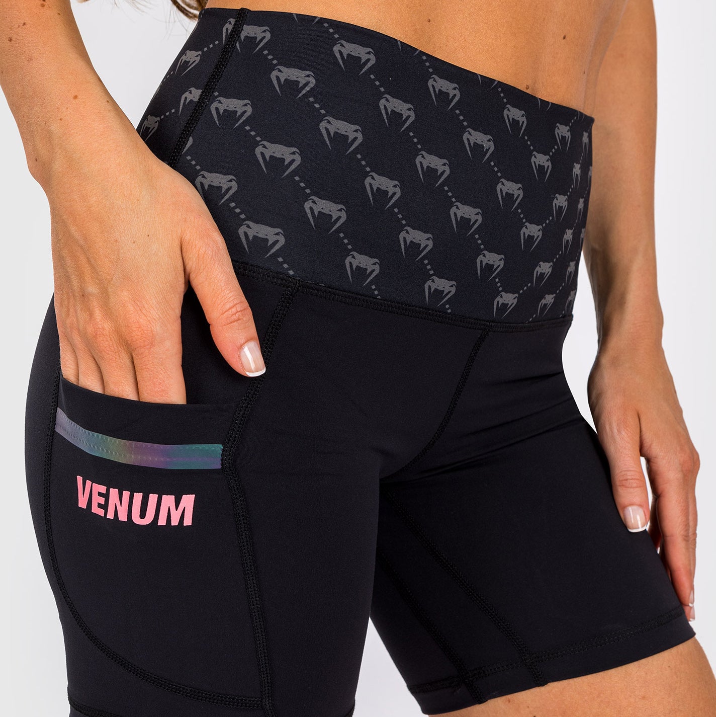 venum-monogram-bike-shorts-schwarz-ros-gold-f-r-damen image 7