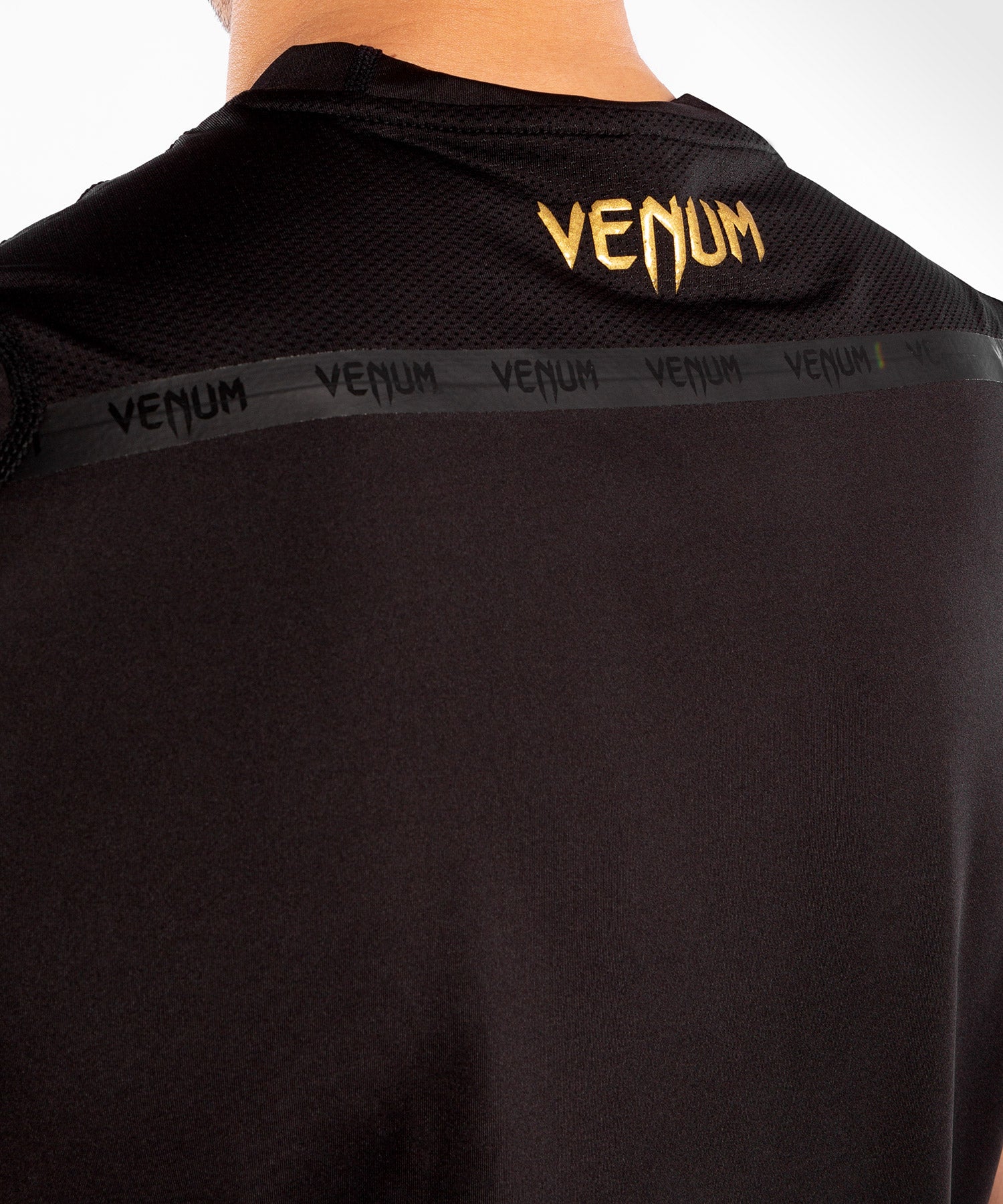 venum-g-fit-dry-tech-t-shirt-schwarz-gold image 5