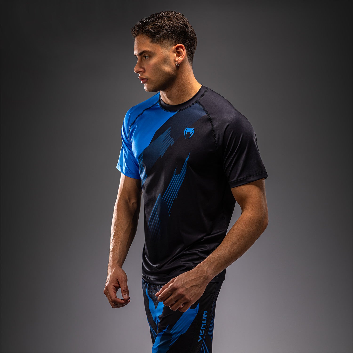 venum-no-gi-6-0-dry-tech-t-shirt-herren-schwarz-blau image 3
