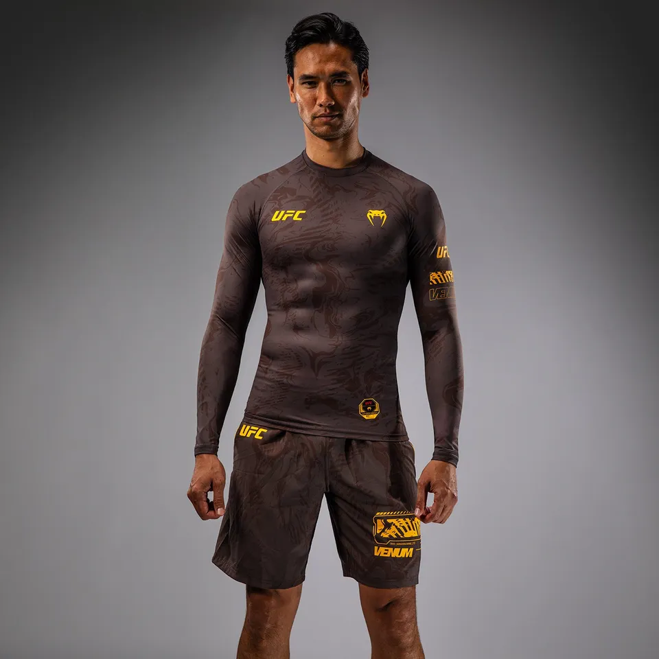 ufc-fusion-by-venum-fight-week-performance-rashguard-herren-langarm-erdiges-brau image 1