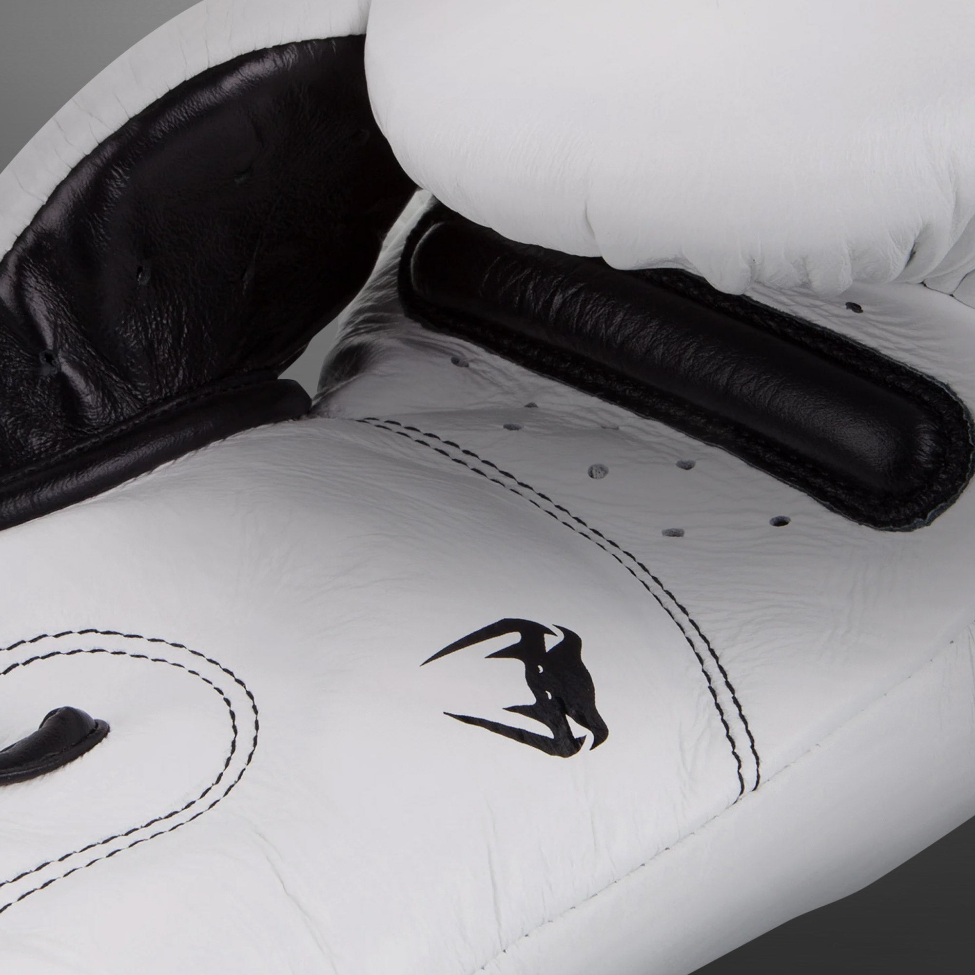 venum-giant-3-0-boxhandschuhe-nappaleder-wei image 3