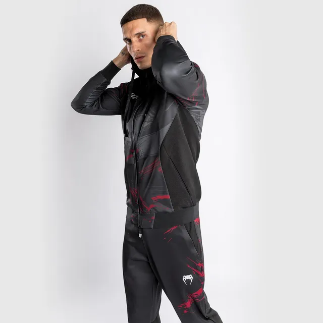 venum-ufc-authentic-fight-week-2-0-herren-zipped-sweatshirt-schwarz-rot image 1