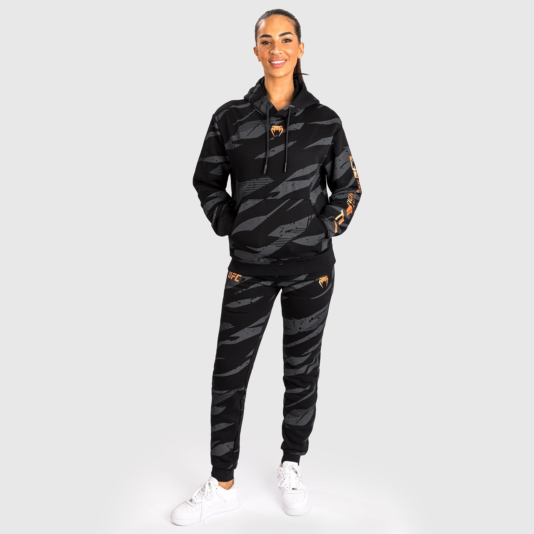 ufc-adrenaline-by-venum-fight-week-pullover-hoodie-damen-urban-camo image 3