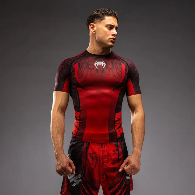 venum-galactic-3-0-kurzarm-rashguard-rot-silber-f-r-herren image 1