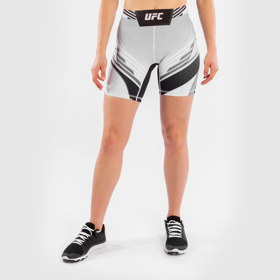venum-ufc-authentic-fight-night-damen-vale-tudo-shorts-long-fit-wei image 1