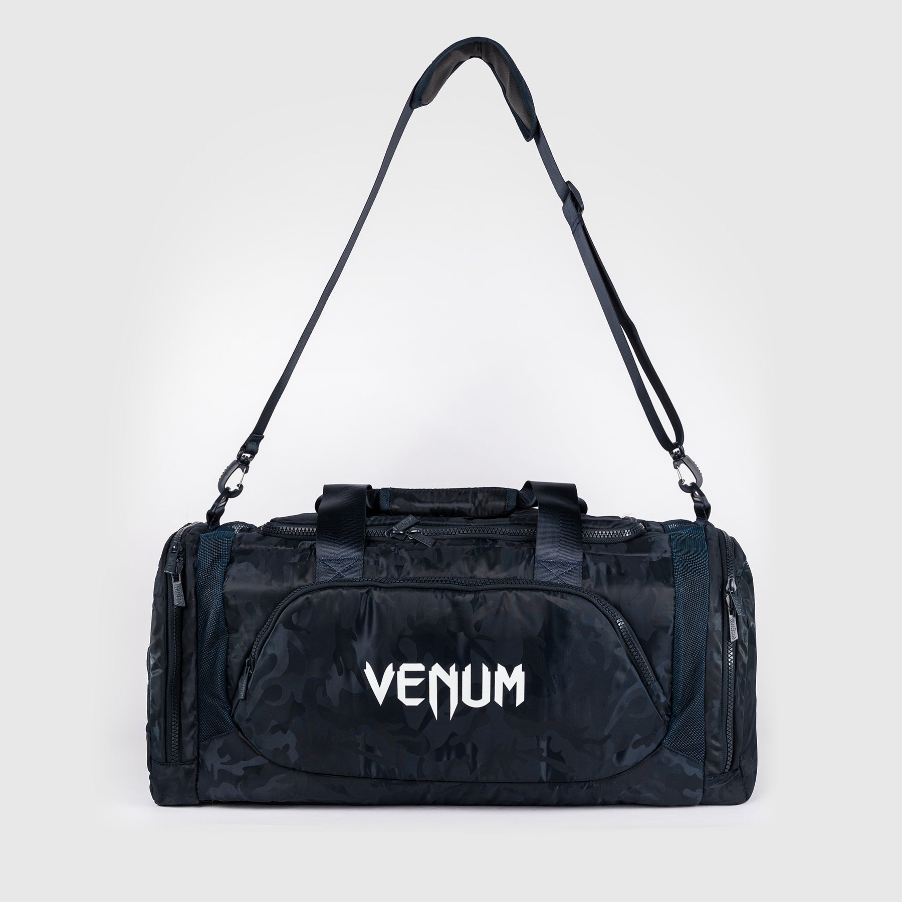venum-trainer-lite-sporttasche-48l-camo-blau image 5