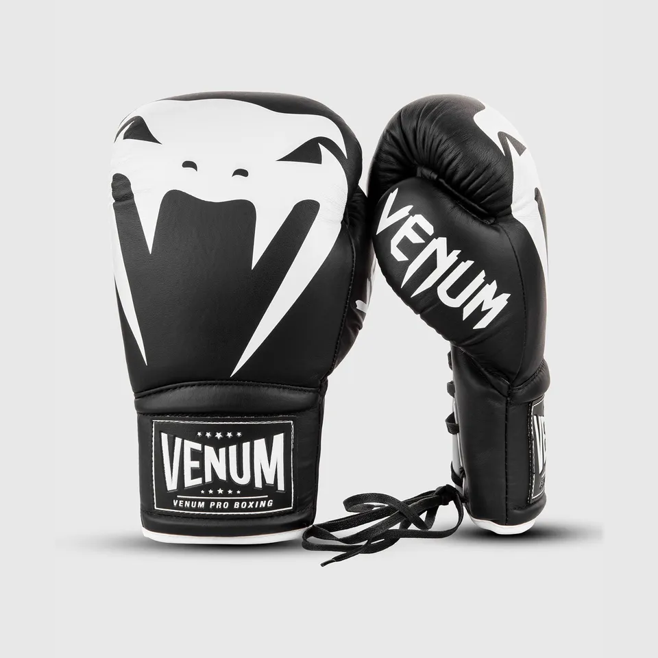venum-giant-2-0-professionelle-boxhandschuhe-mit-schn-rung-schwarz-wei image 1
