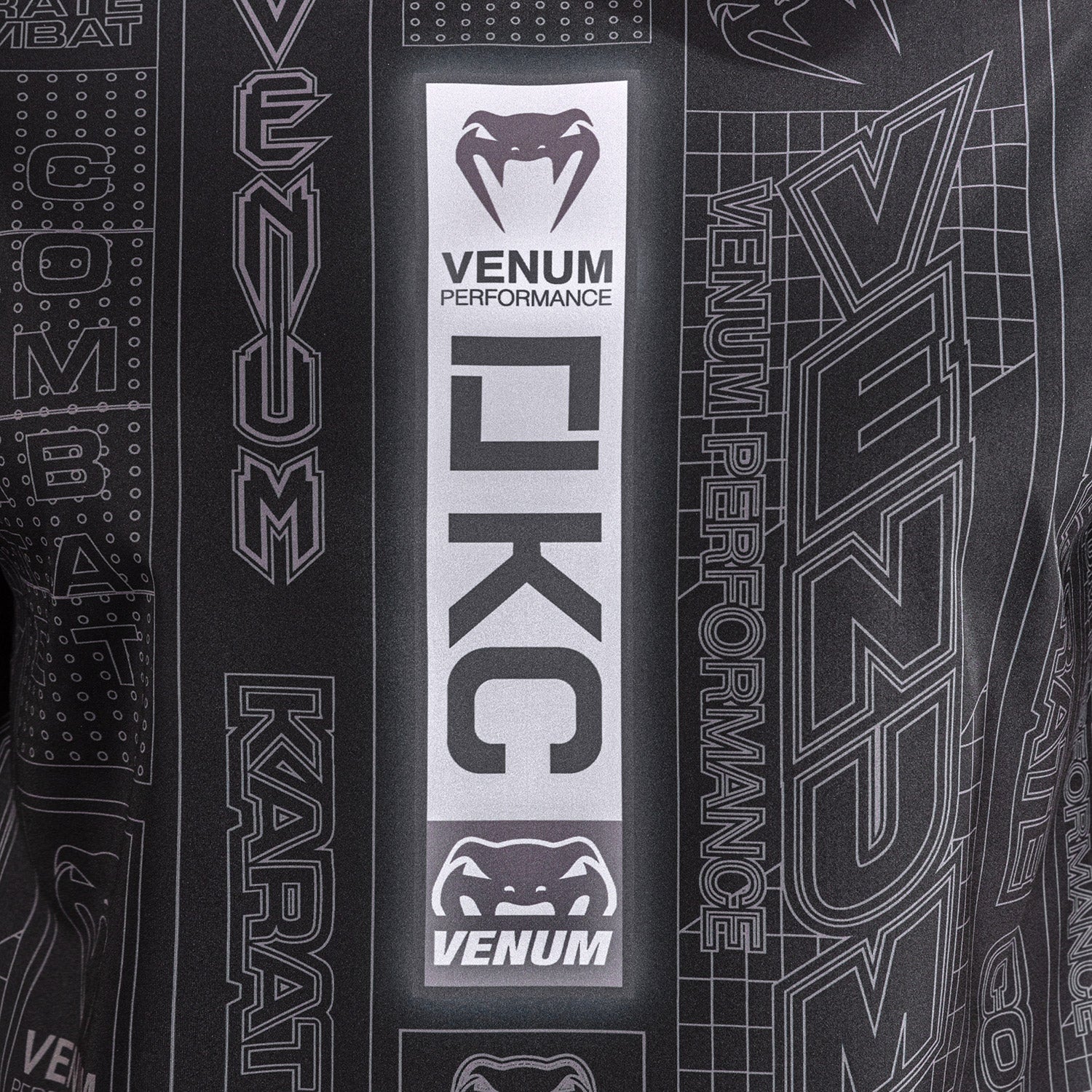 venum-karate-combat-dry-tech-t-shirt-schwarz-grau-herren image 5