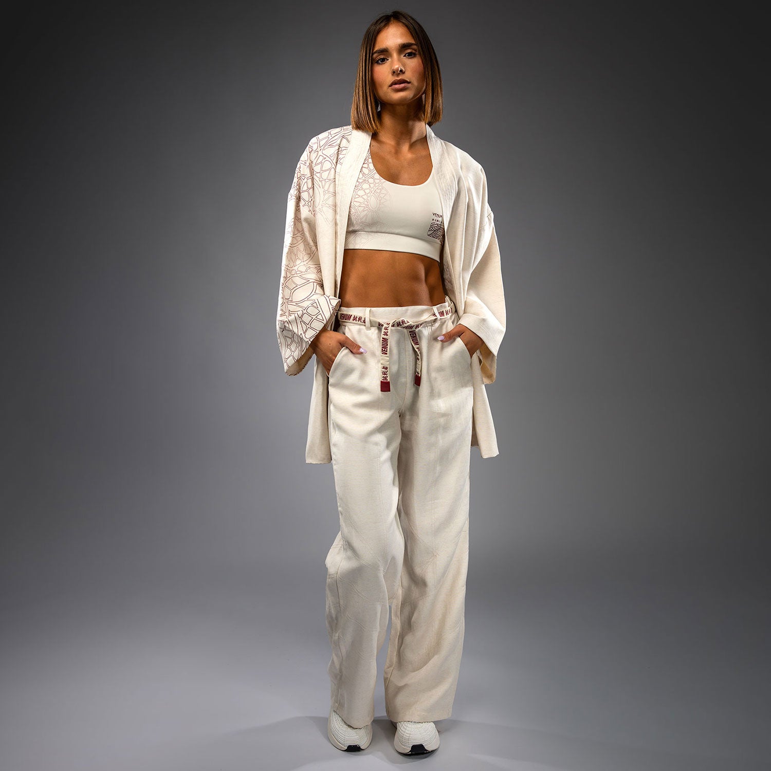 venum-serpenti-damenjacke-lifestyle-jacke-im-kimono-stil-elfenbein-burgunder image 4