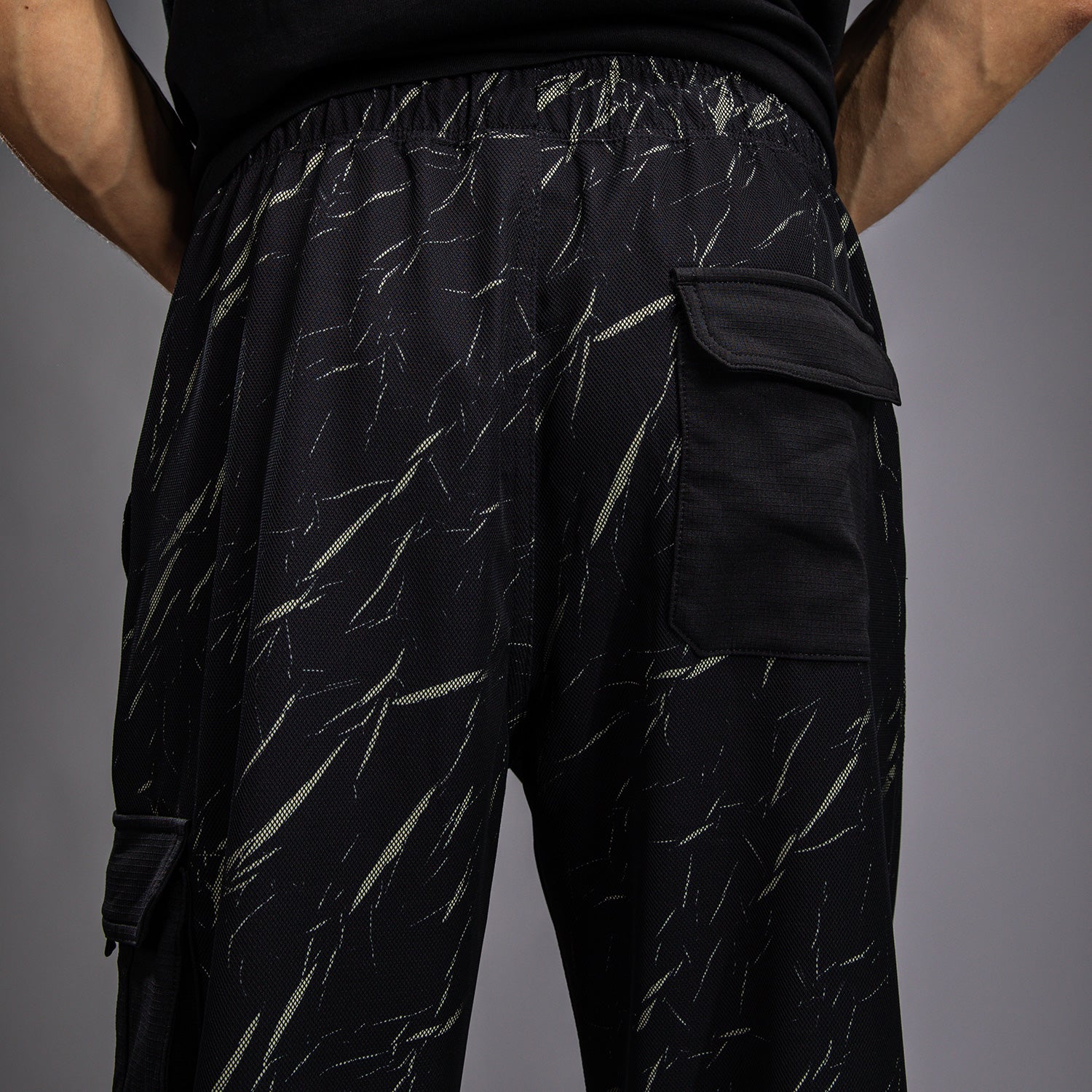 venum-trooper-herren-trainingshose-schwarz-sandstein image 8