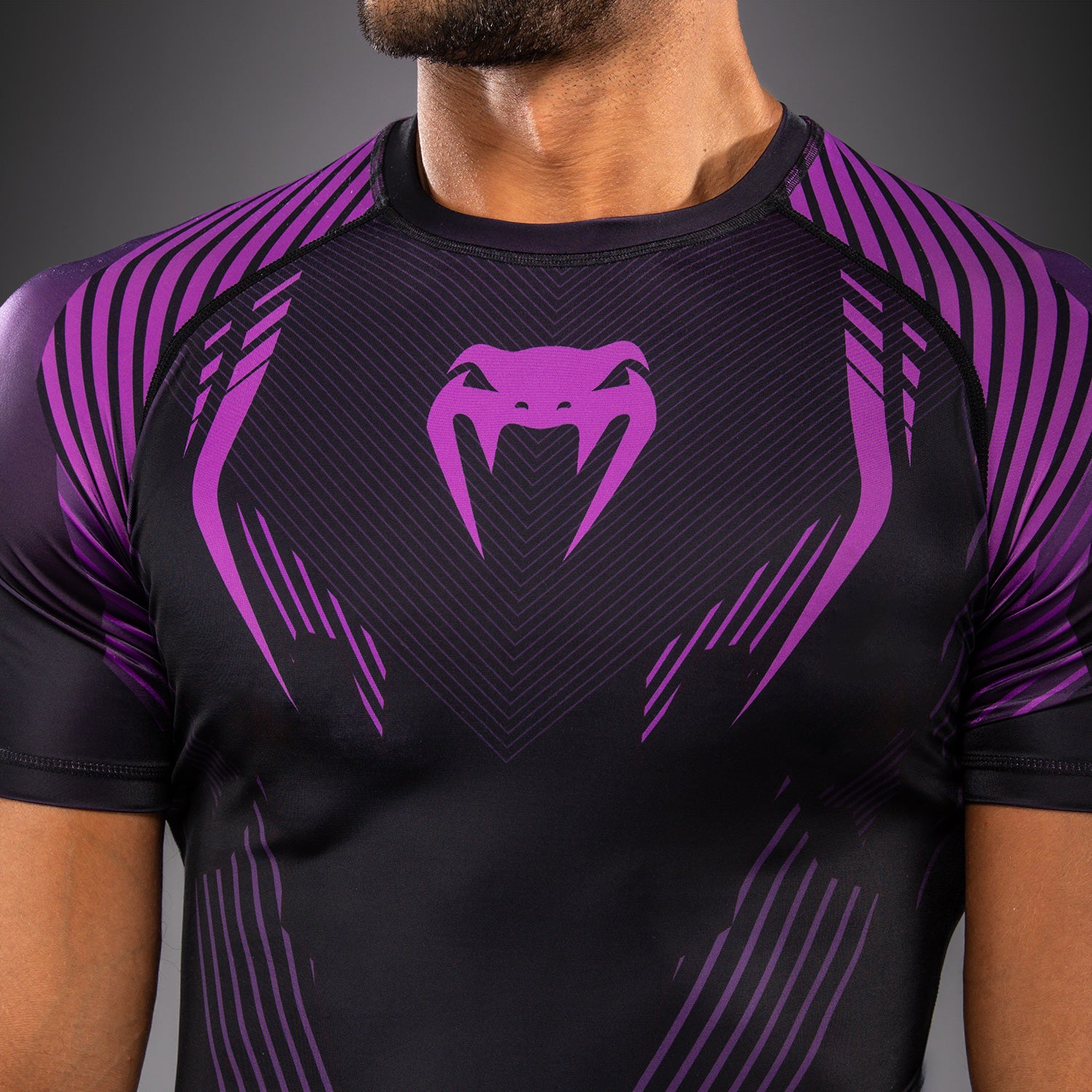 venum-no-gi-6-0-rashguard-kurzarm-herren-schwarz-lila image 5