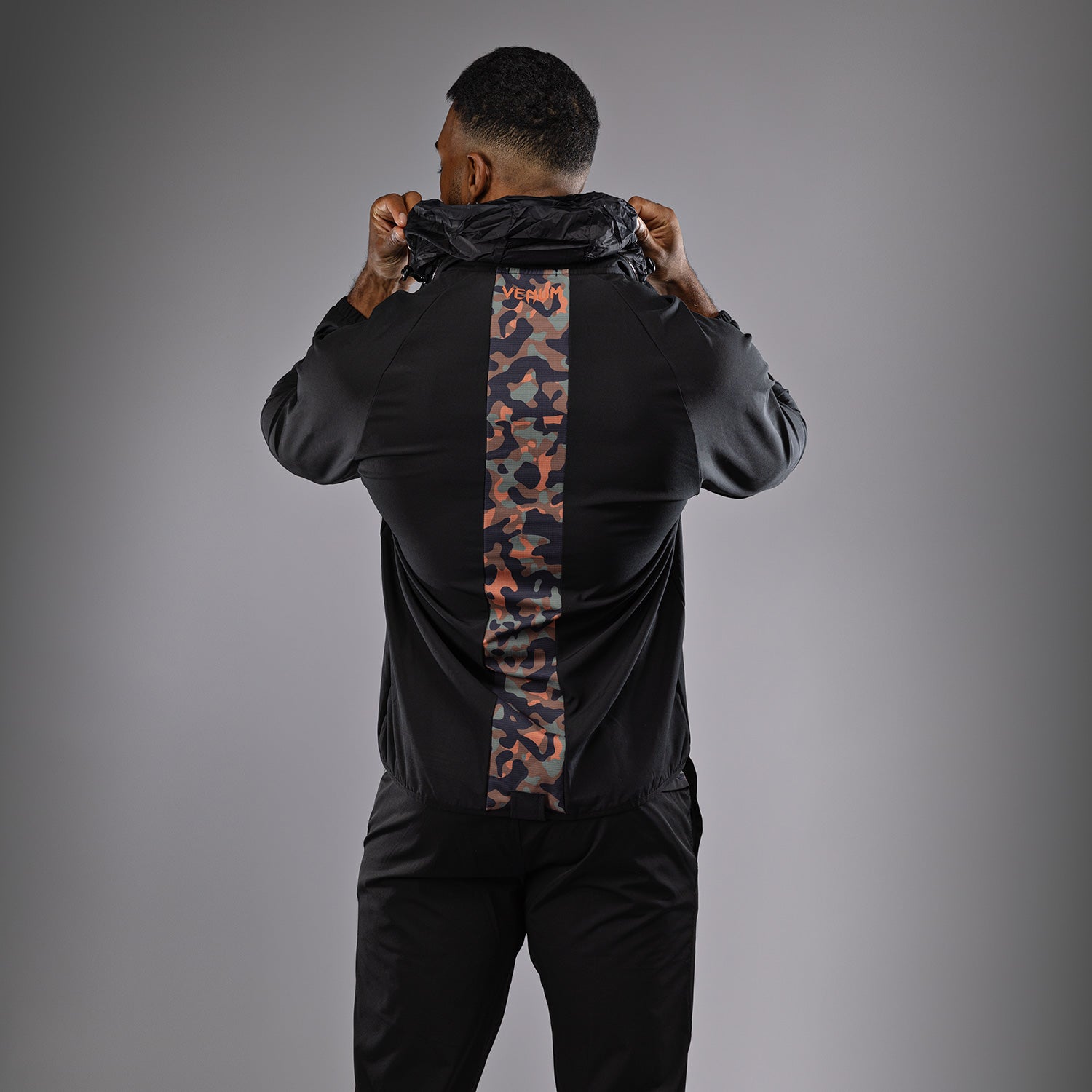 venum-jungle-ops-herren-trainingsjacke-schwarz-canyon-camo image 8