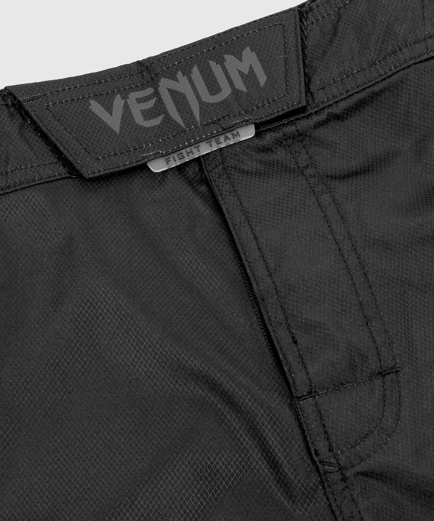 venum-light-3-0-kampfshorts-herren-schwarz-camo-dunkel image 5