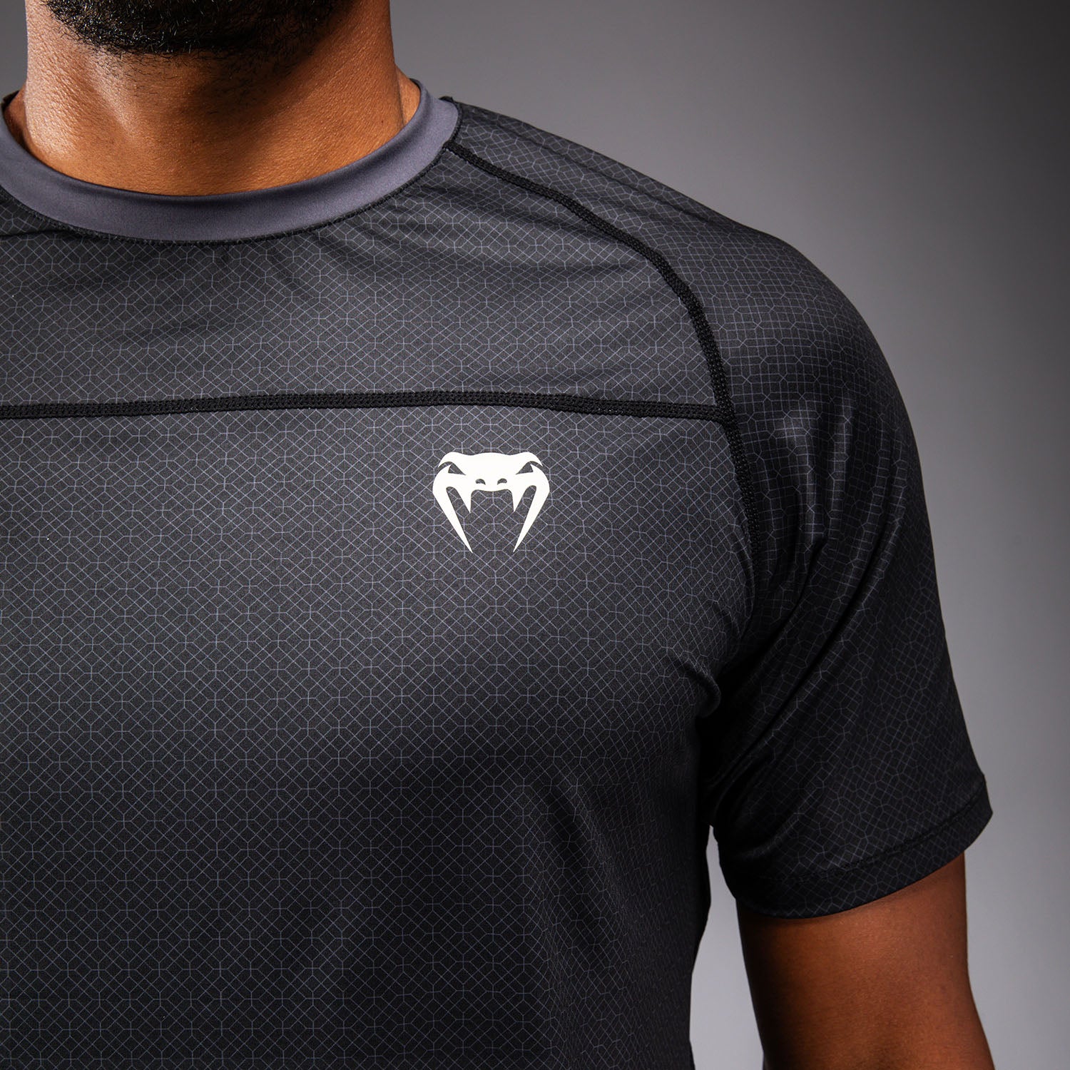 venum-x-roger-gracie-academy-dry-tech-t-shirt-schwarz-herren image 6