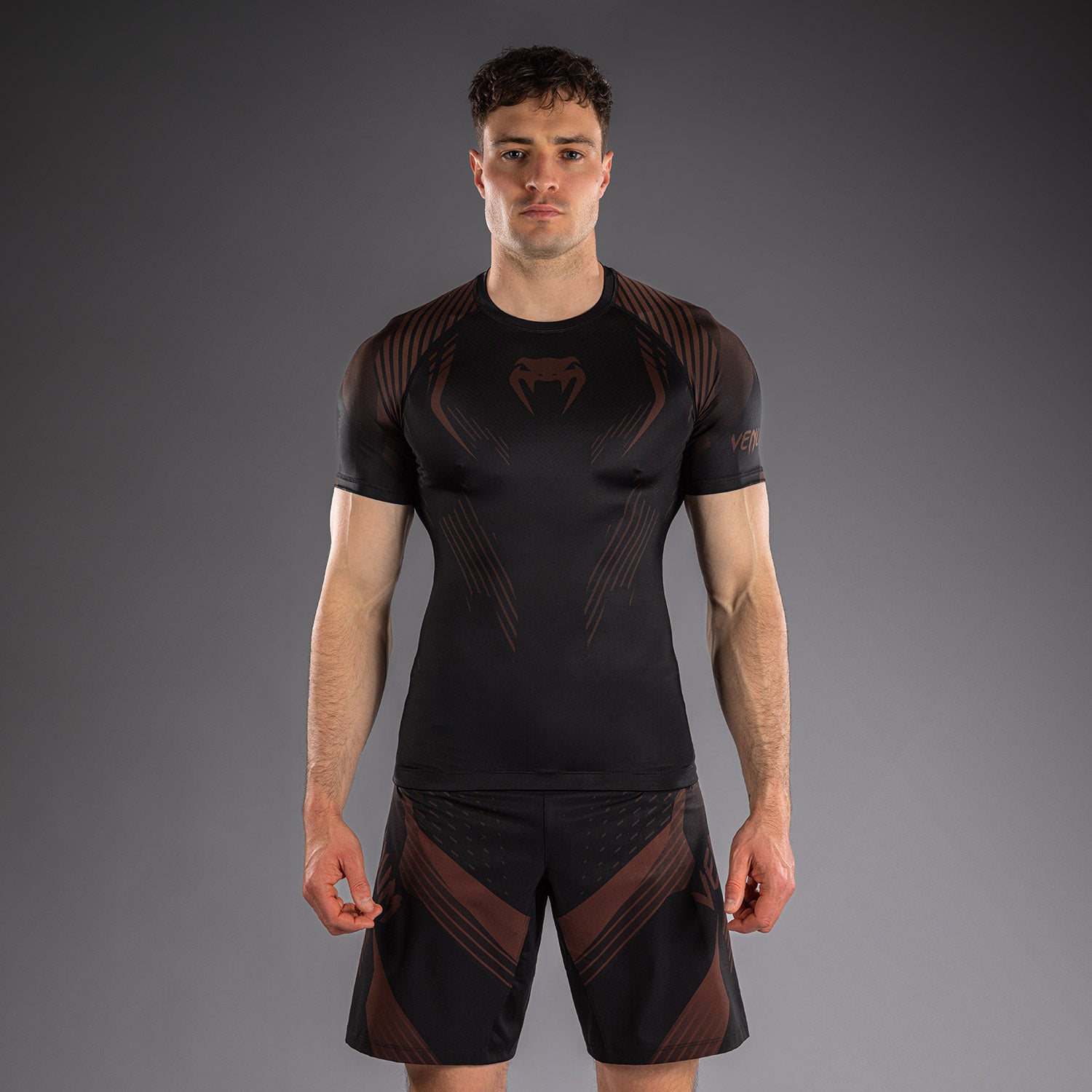 venum-no-gi-6-0-kurzarm-rashguard-schwarz-braun image 1