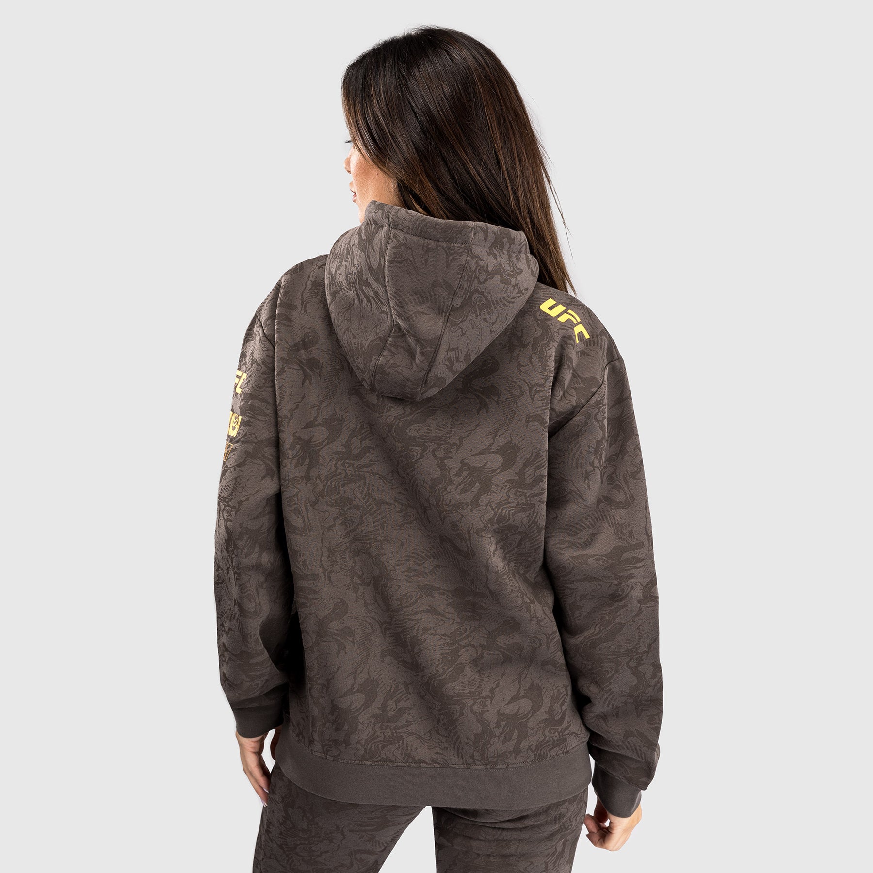 ufc-fusion-by-venum-fight-week-damen-hoodie-erdiges-braun image 4